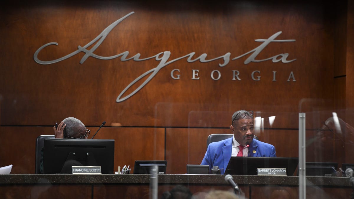 Augusta Commission meeting to discuss Sunday bar opening moved to Monday