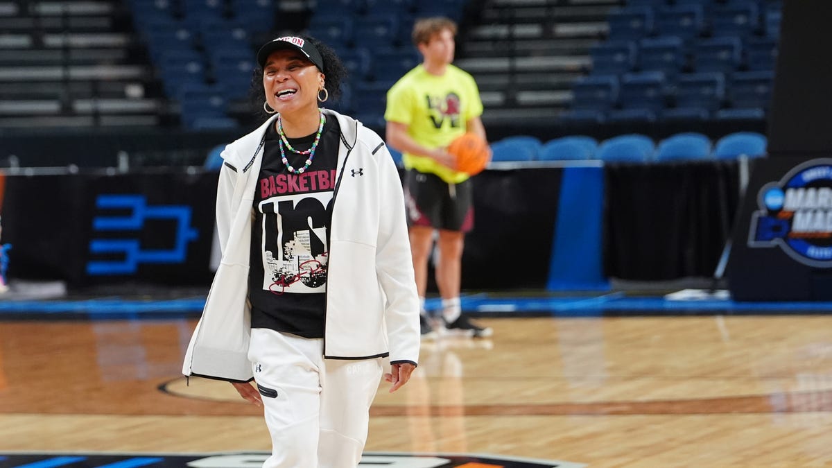South Carolina’s Dawn Staley to receive Jimmy V Award for Perseverance at 2024 ESPYS