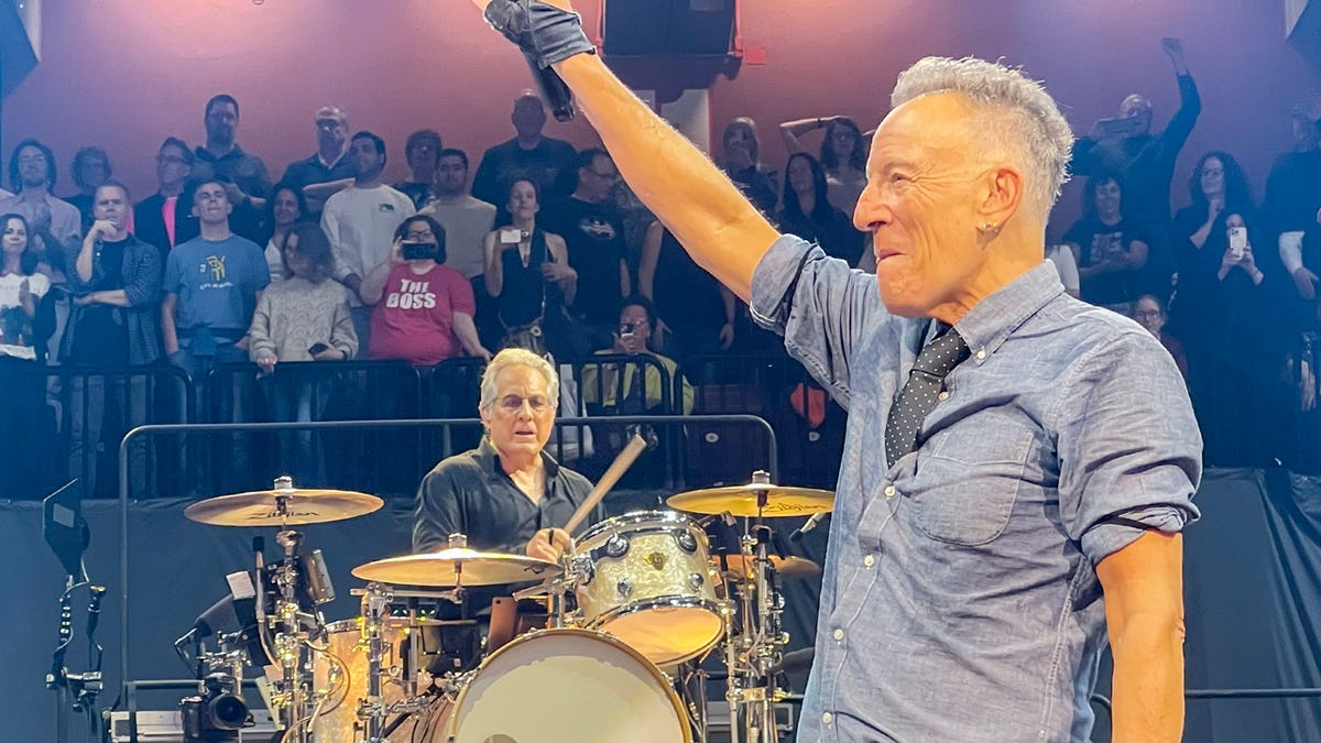 Bruce Springsteen reporte son concert en France « en raison de problèmes audio »