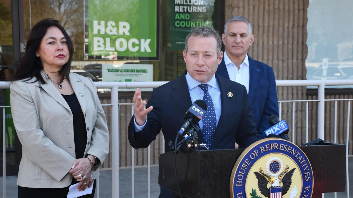 Congressman Josh Gottheimer visited Emerson on April 15, 2024, to discuss his work to lower taxes for Jersey families.