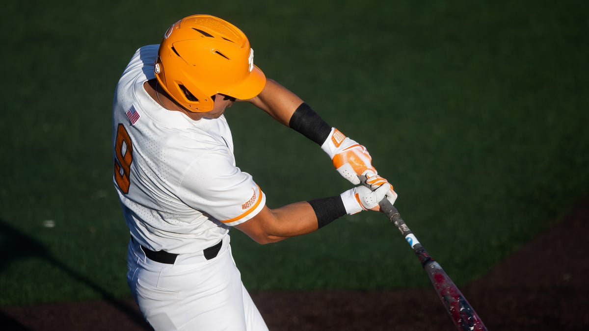 What channel is Tennessee baseball vs. Indiana NCAA tournament on today? Time, TV, streaming