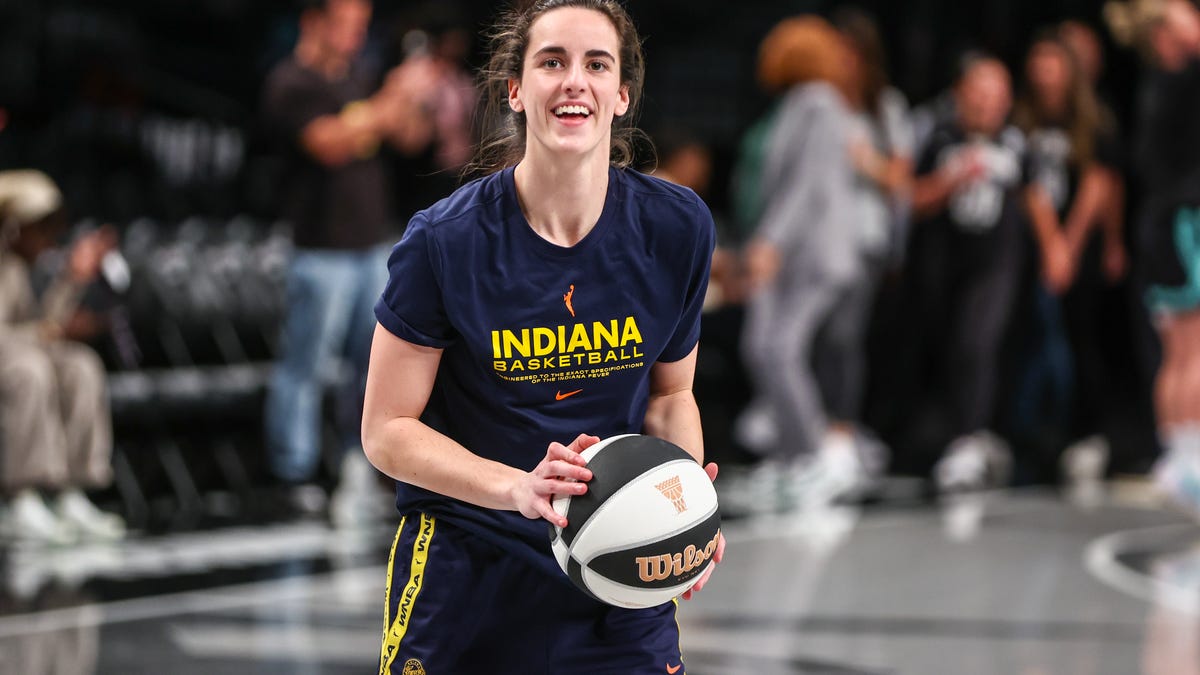 Caitlin Clark of Indiana Fever named WNBA Rookie of the Month for May