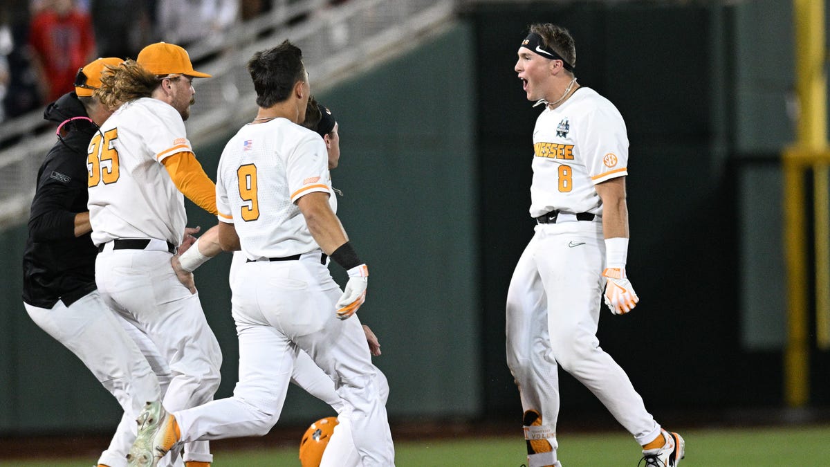 From Cannon Peebles to Dylan Dreiling, Tennessee baseball’s win vs Florida State had many heroes