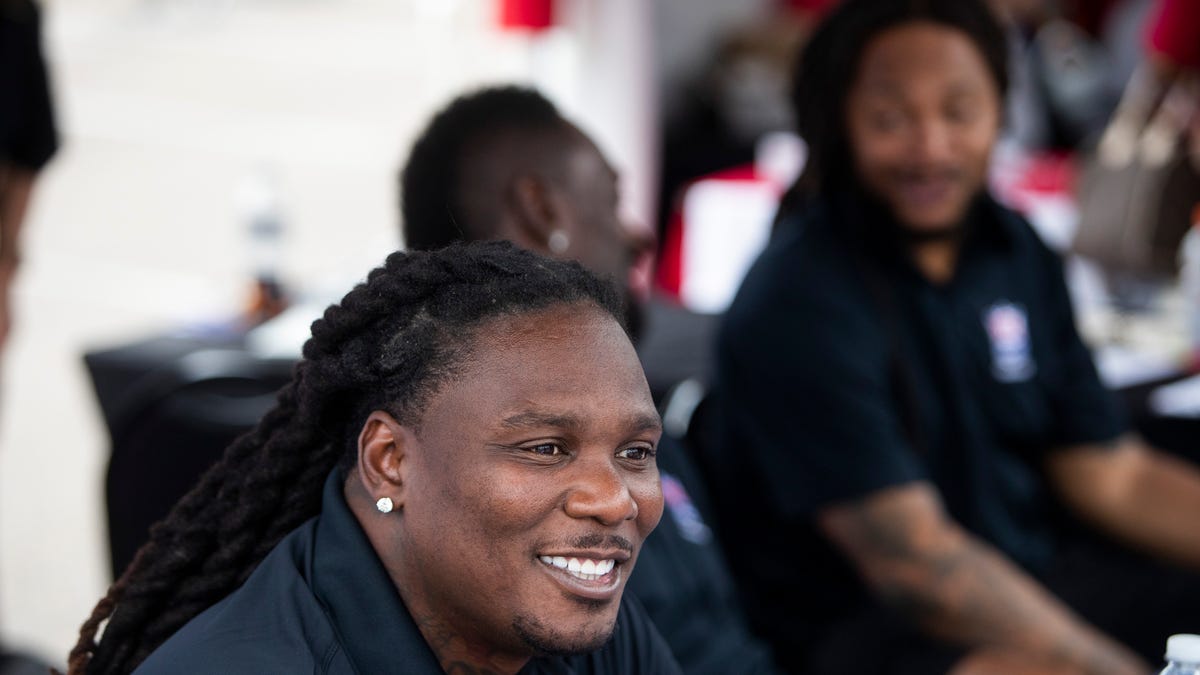 Chris Johnson and LenDale White say the Titans running back is a perfect fit