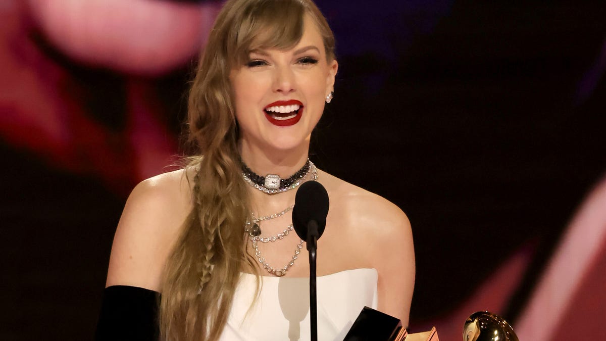 LOS ANGELES, CALIFORNIA - FEBRUARY 04: Taylor Swift accepts the Best Pop Vocal Album award for â€œMidnightsâ€ onstage during the 66th GRAMMY Awards at Crypto.com Arena on February 04, 2024 in Los Angeles, California. (Photo by Kevin Winter/Getty Images for The Recording Academy)