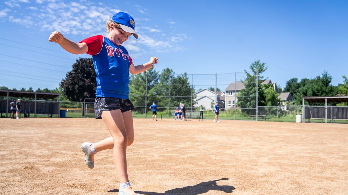 ‘Pretty awesome’: Kids learn the joy of baseball at the Iowa Baseball Camp for the Deaf