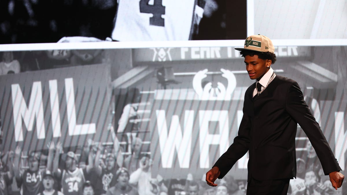 Did you like the Milwaukee Bucks’ first-round draft pick, AJ Johnson? Tell us what you think.