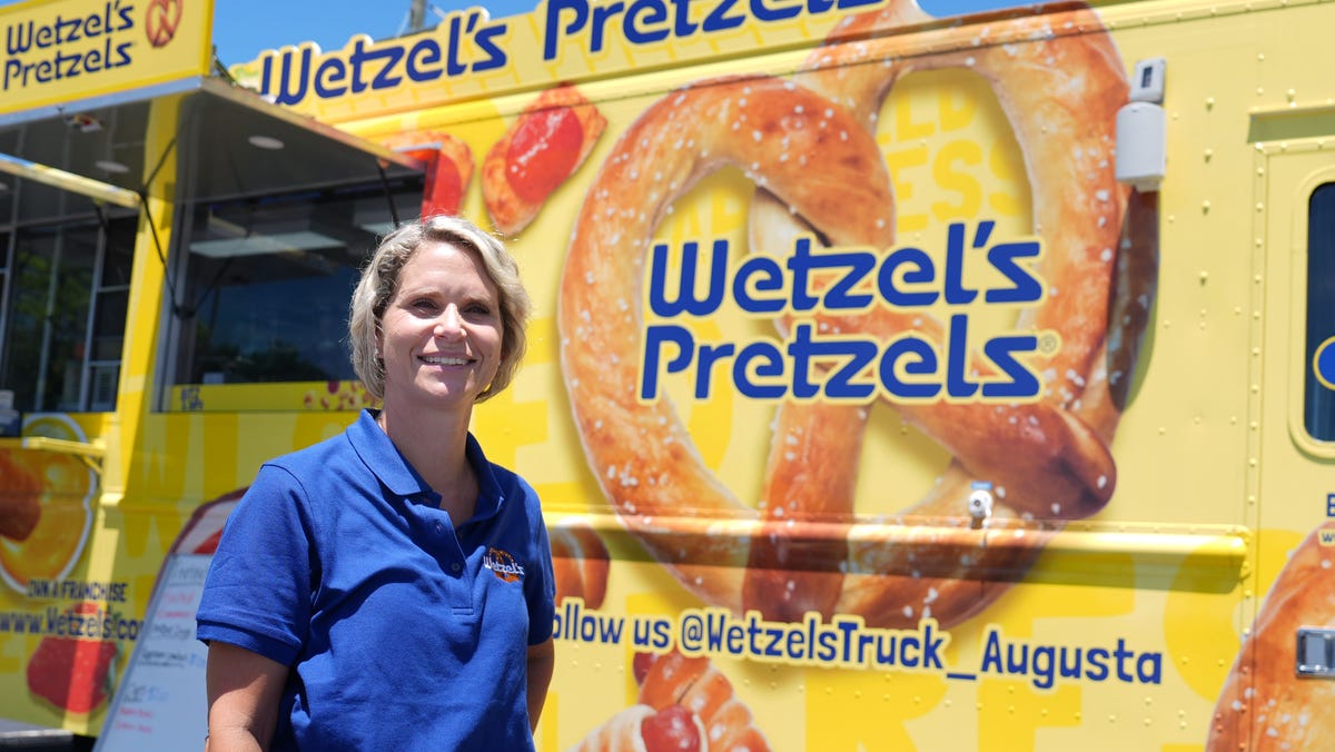 Augusta Eats: Wetzel’s Pretzels introduced to Augusta with food truck. Local storefront planned