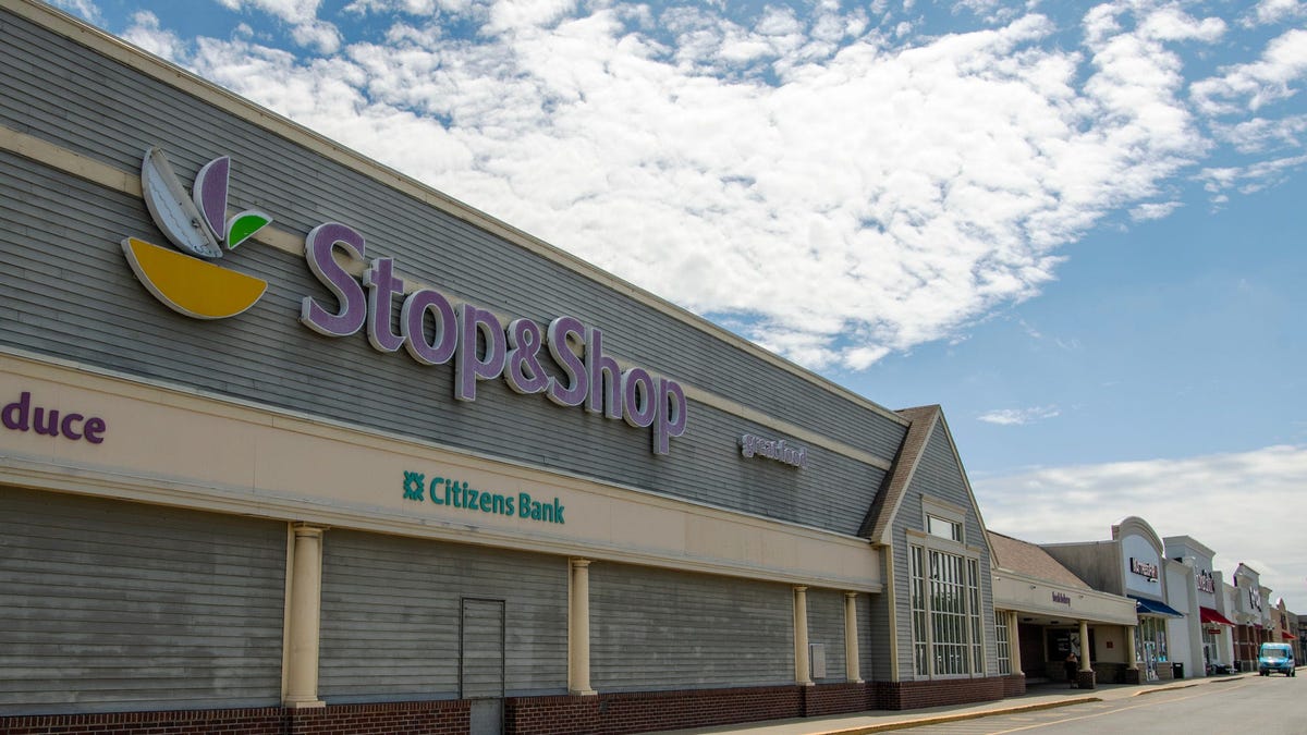 Stop & Shop will close 32 stores in 5 New England states