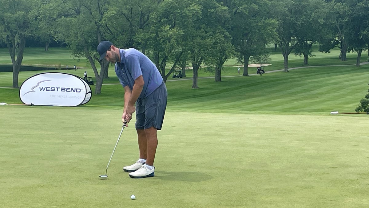 Tony Romo jets from Nevada to play in the Wisconsin State Amateur on a course he’d never seen