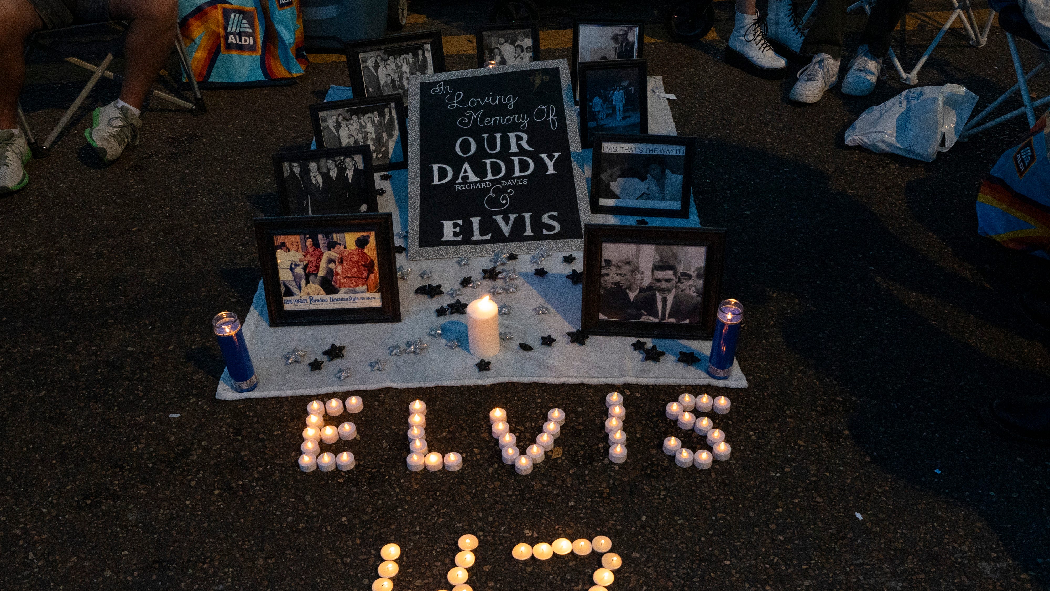 elvis presley biography death