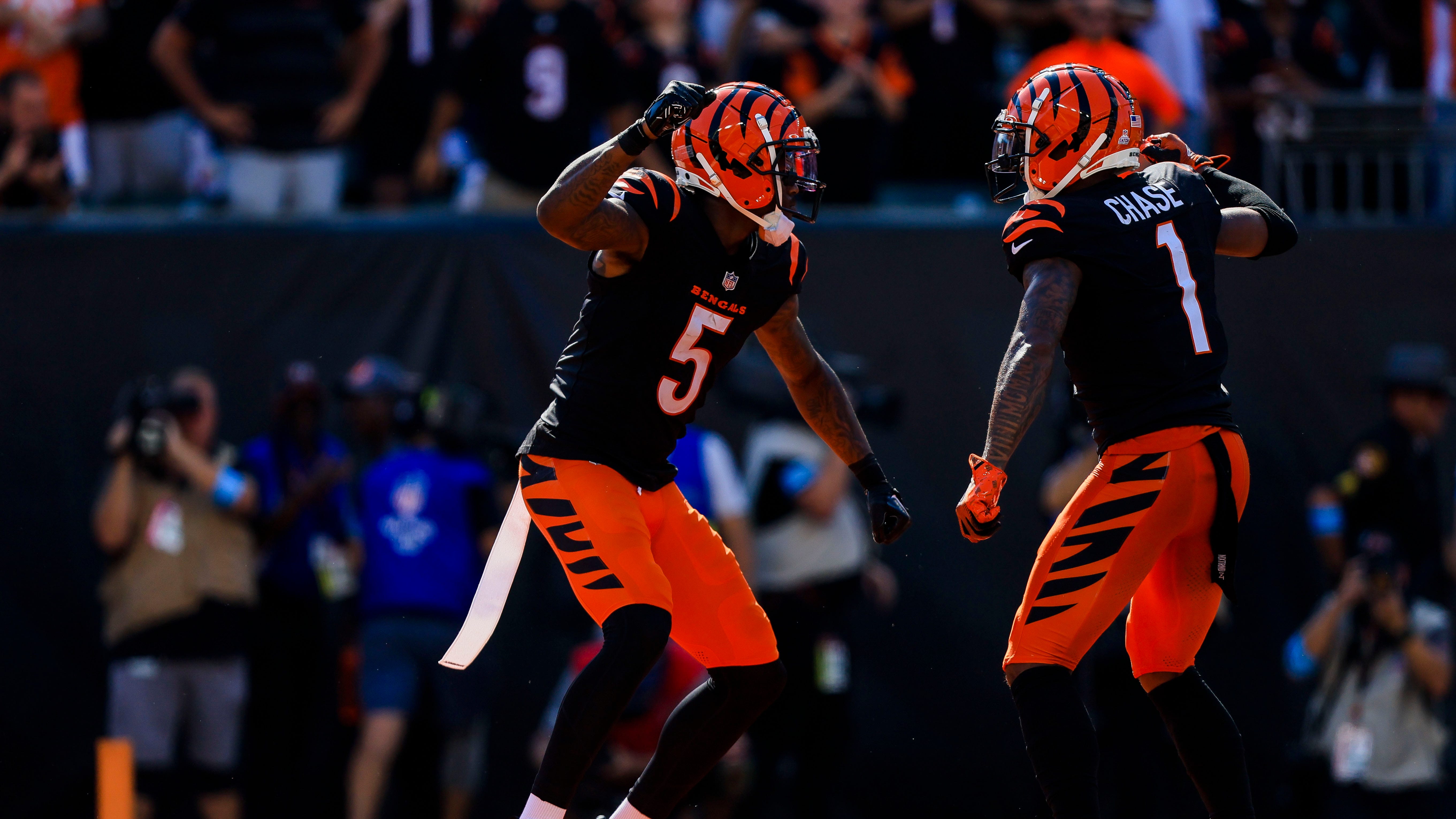 Grading the Bengals' historic, expensive deals with Ja'Marr Chase, Tee Higgins