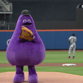 Grimace shakes up Mets with five straight wins after his first pitch