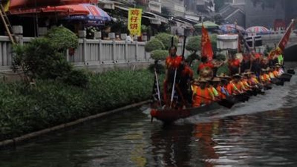 Dragon boat festivities return to southern China