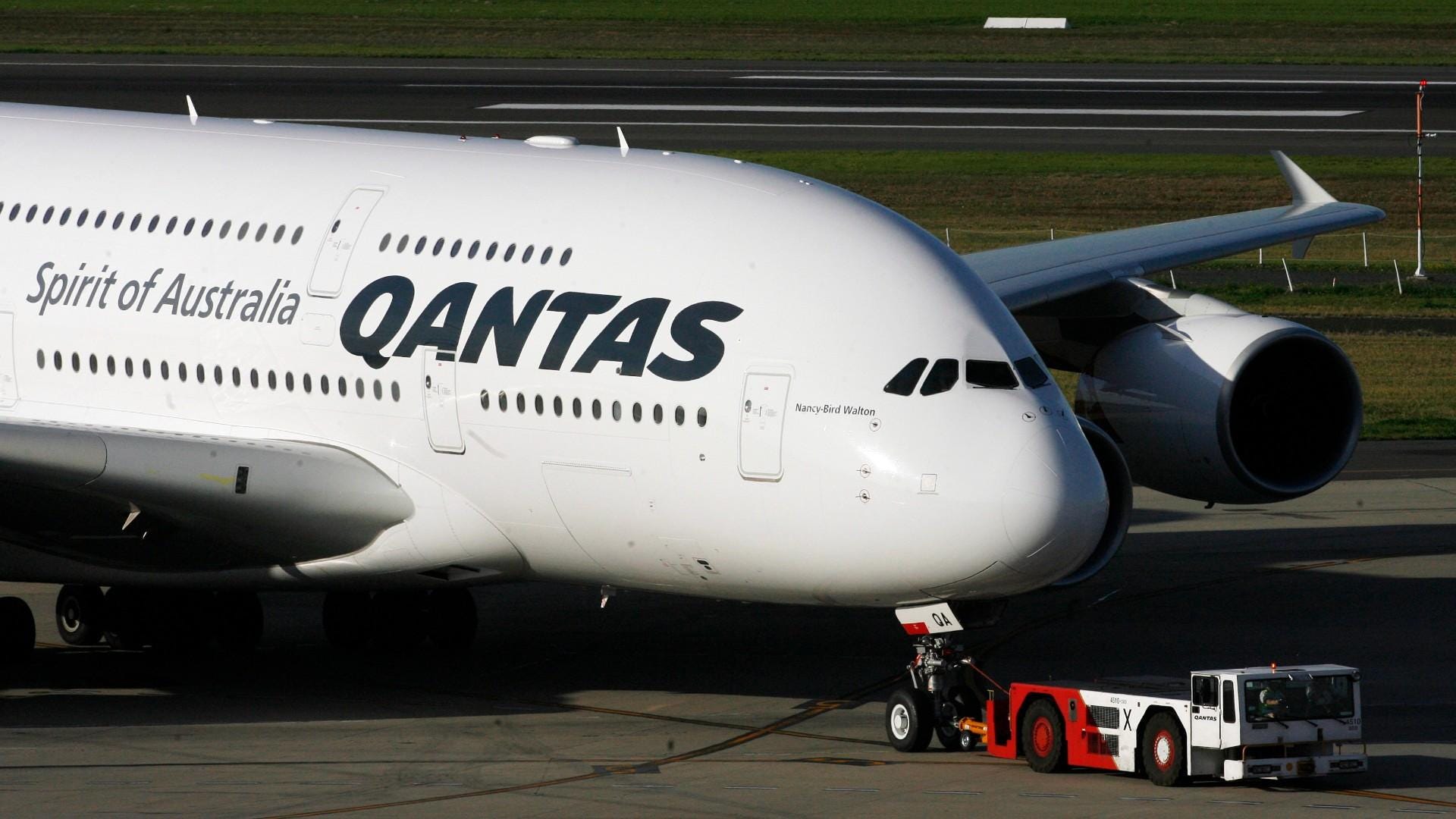 Longest Commercial Flight: Qantas Tests 19-hour New York-Sydney Route