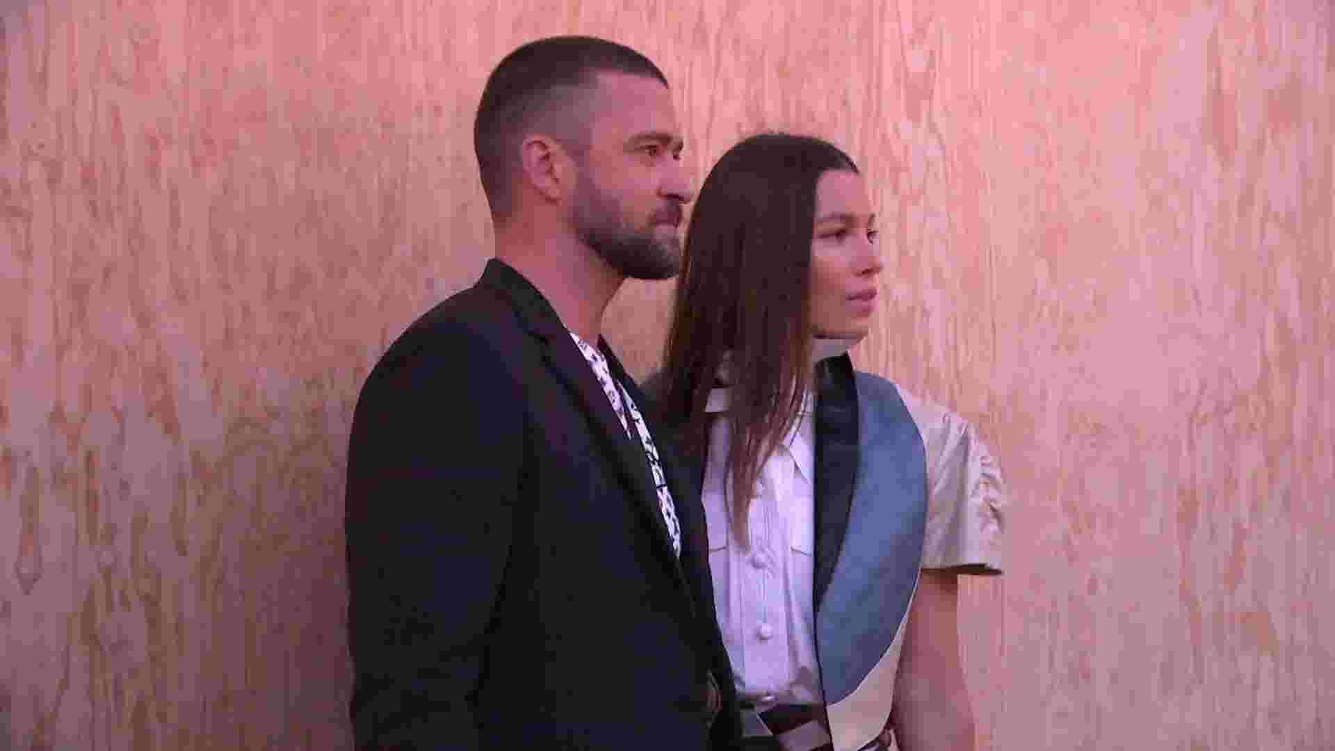 best post of JT on X: 📷 06/23 Justin Timberlake and Jessica Biel at Louis  Vuitton S/S 2023 show on Paris Fashion Week.  / X