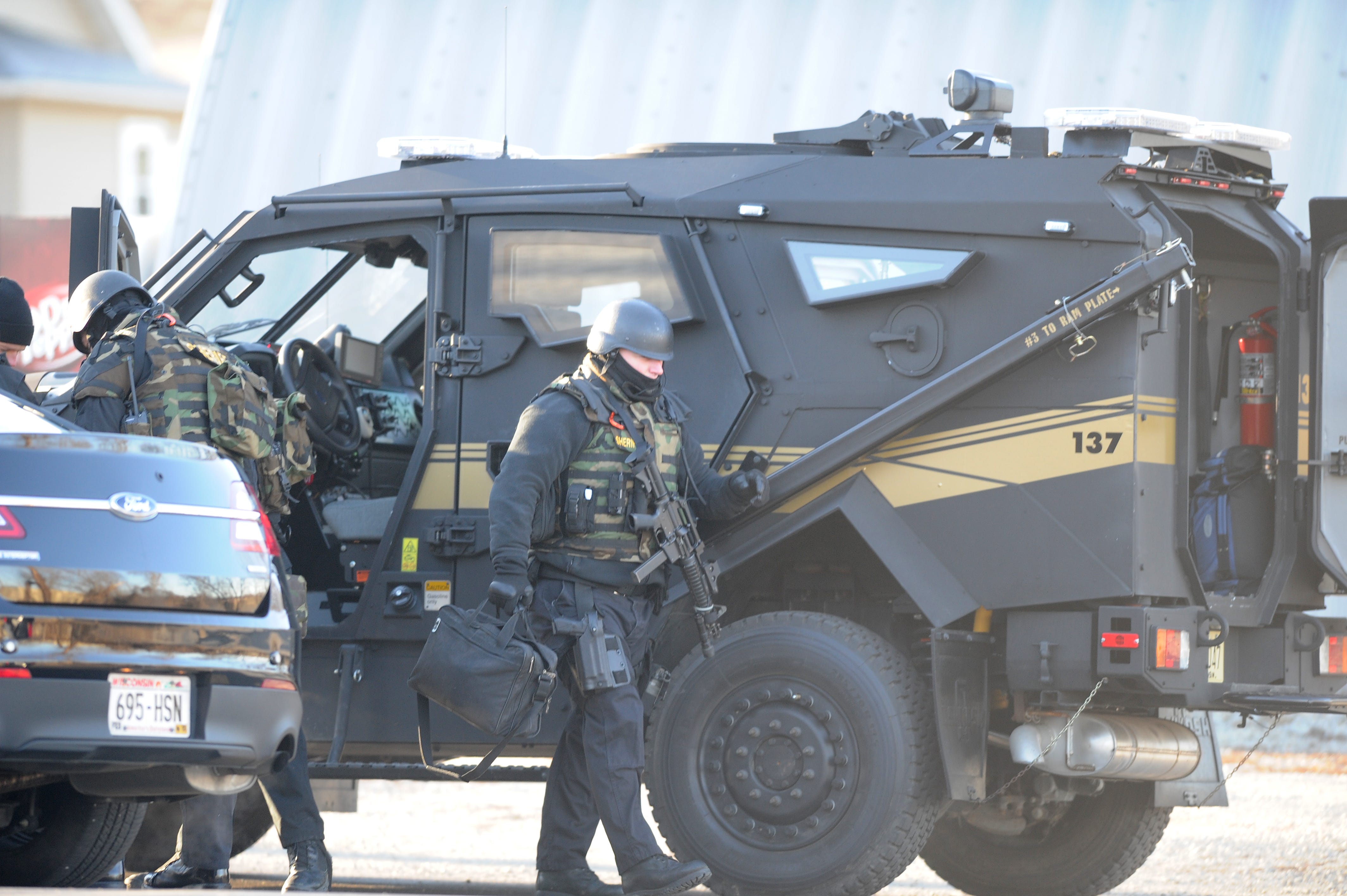 Armed standoff in Waupun ends peacefully