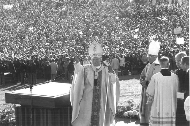 Photos: Pope John Paul II visits Iowa in 1979