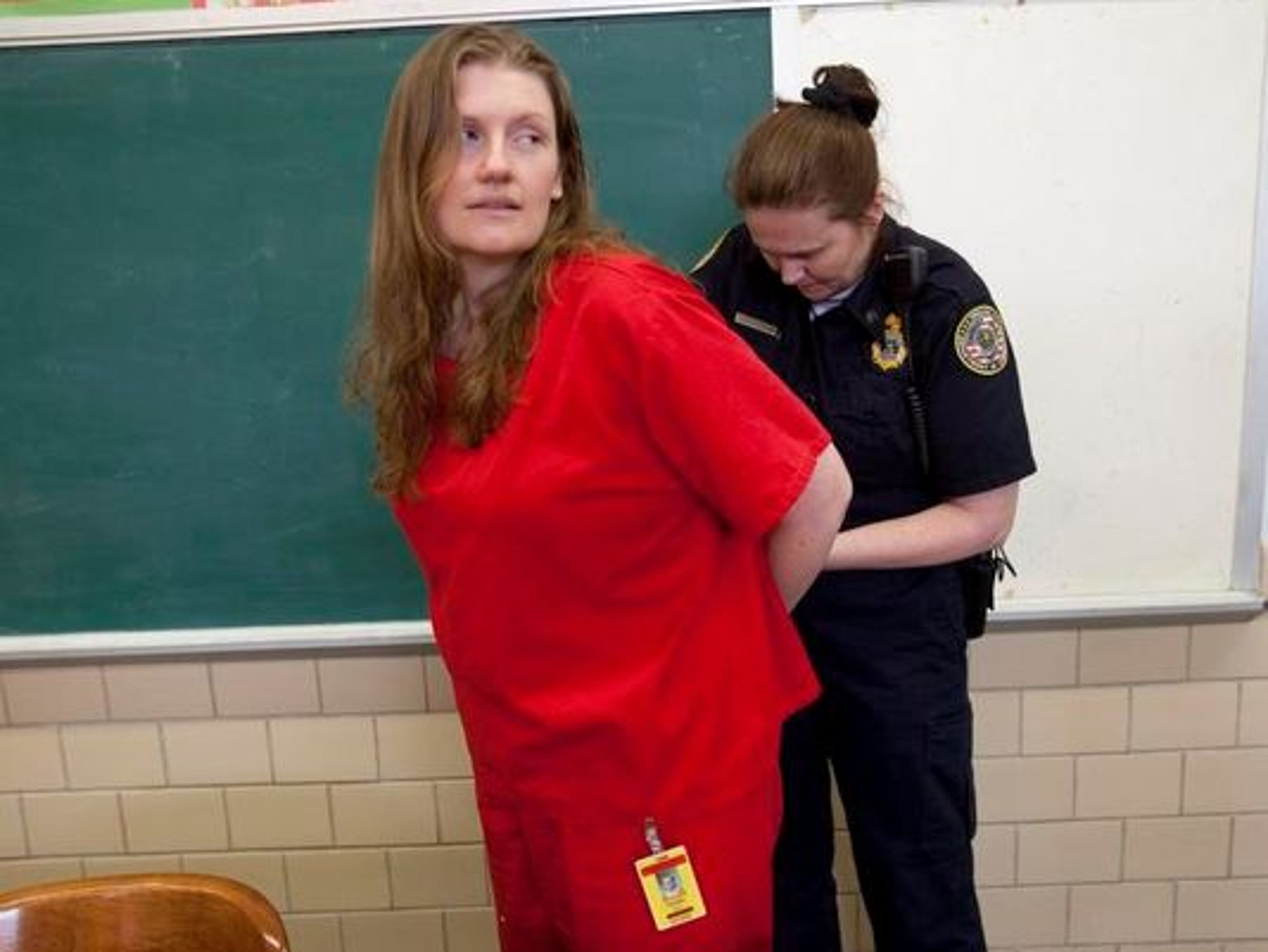 Evidence, former prosecutor say free Sarah Jo Pender in Indiana murders