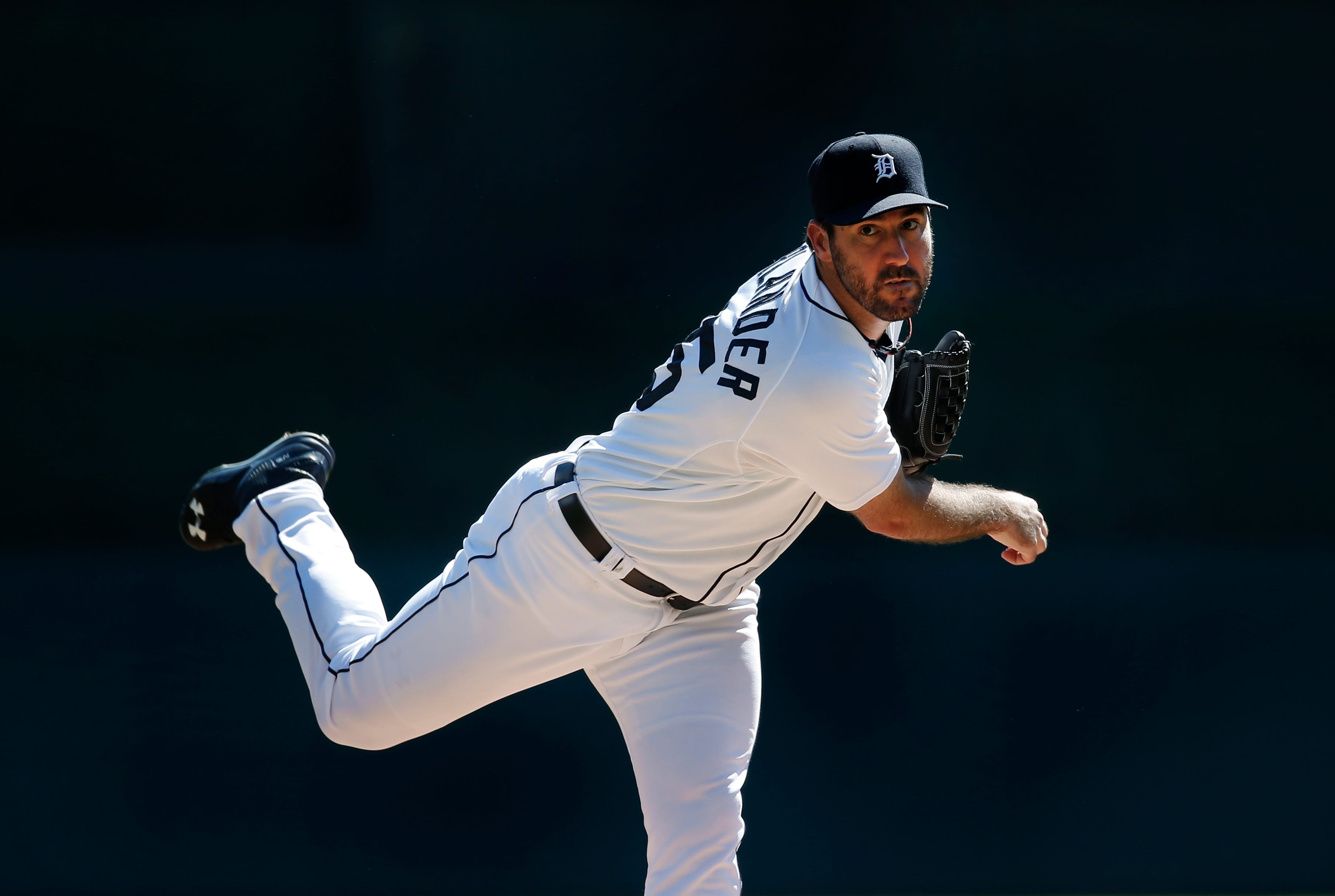 red sox tigers game tonight delayed