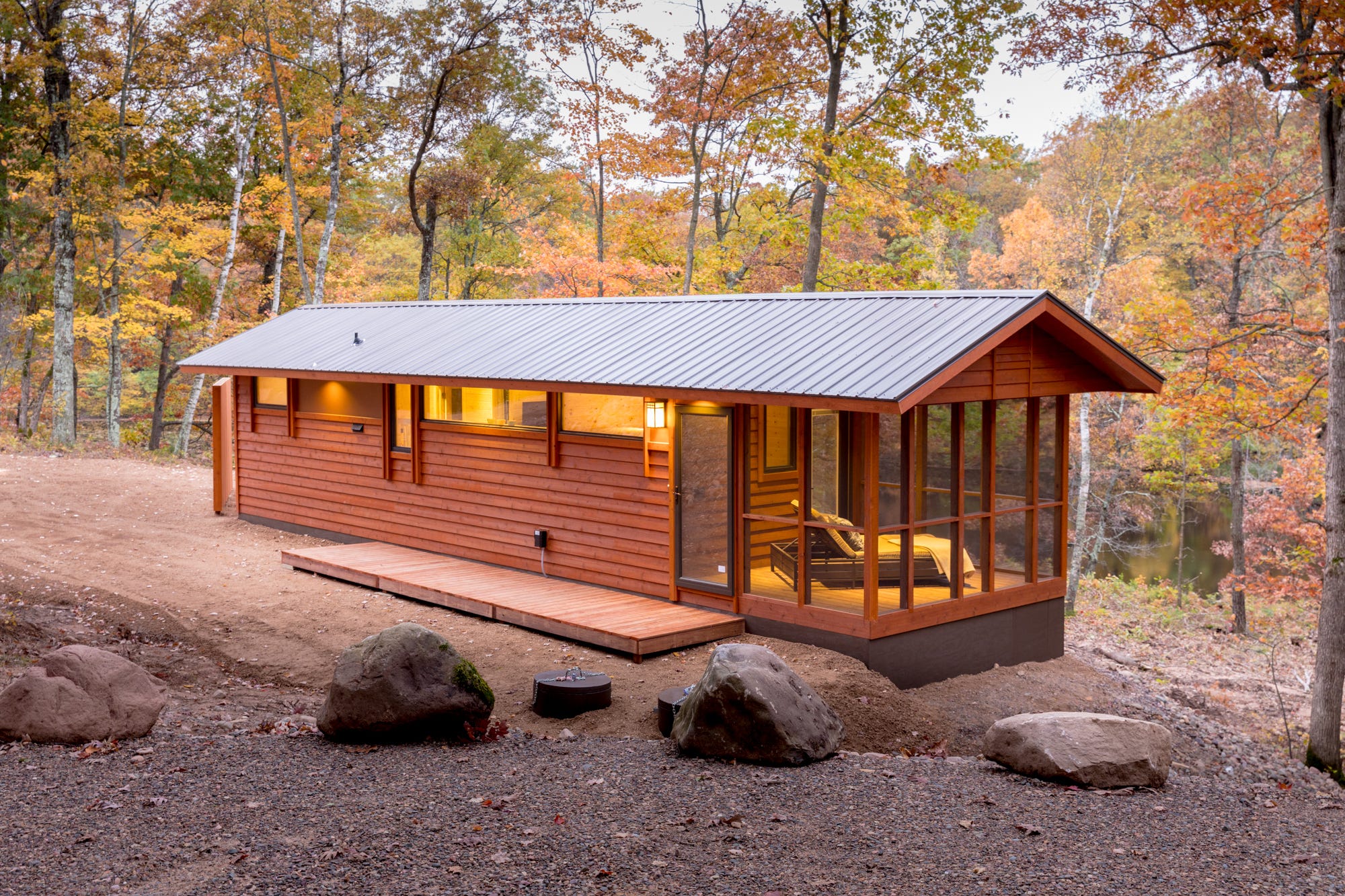 Firstcoastnews This Tiny House In Wisconsin s Northwoods Is A Big 