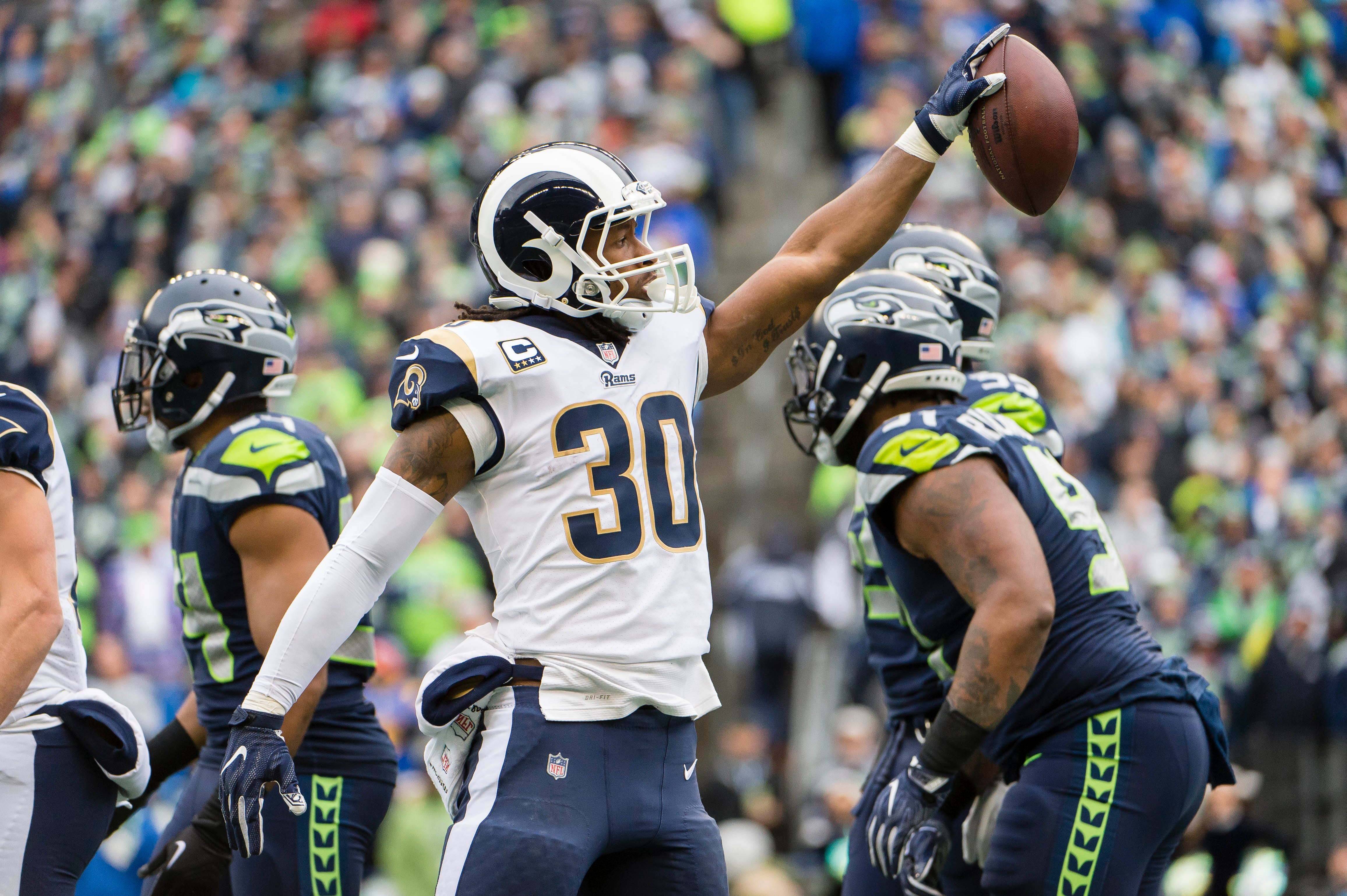 NFL MVP tracker: Rams' Todd Gurley quickly closing gap on ...