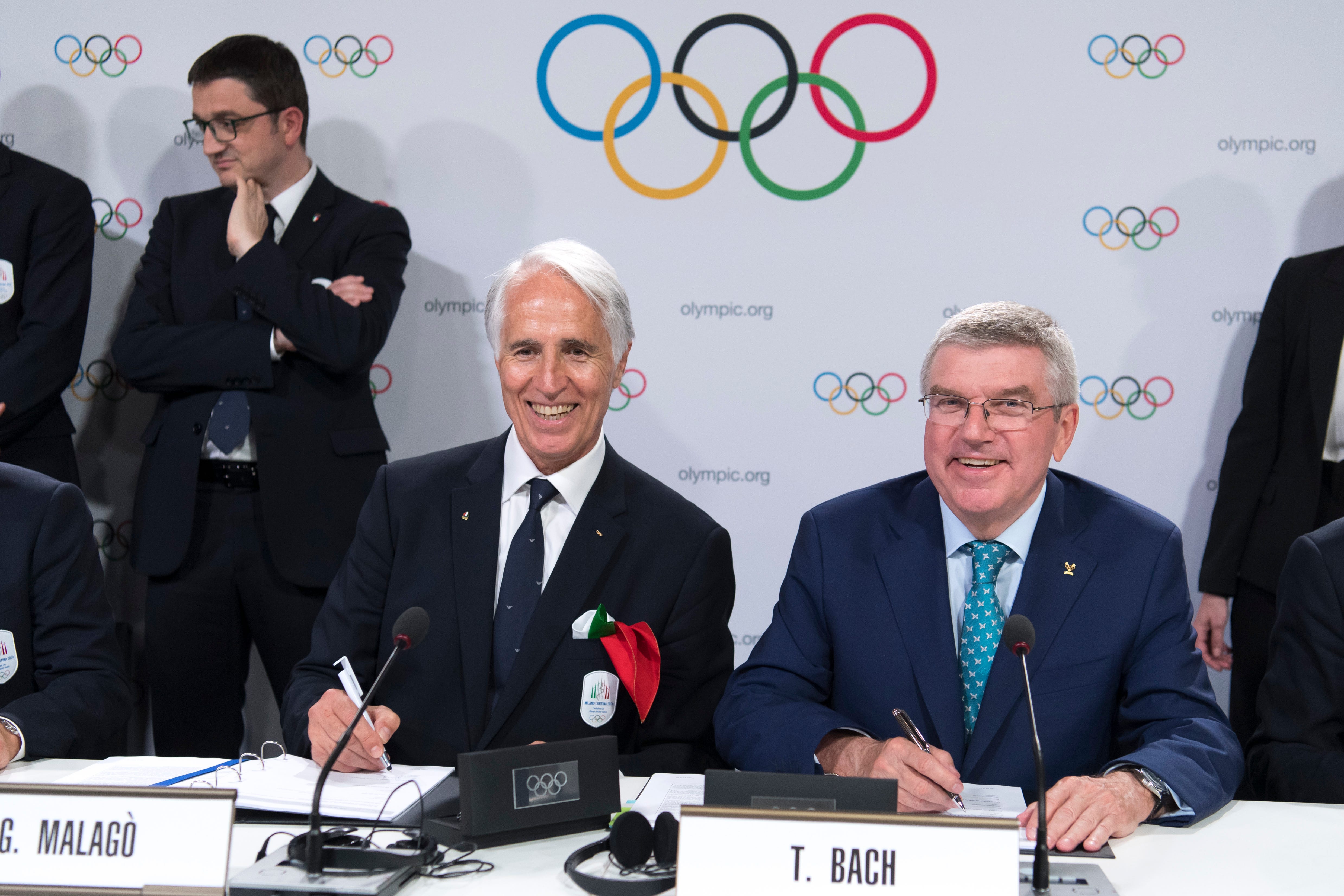 Олимпийские игры 2026. Томас Бах Milano-Cortina 2026. Милан 2026 ОИ. Кортина д Ампеццо Олимпийские игры 2026.