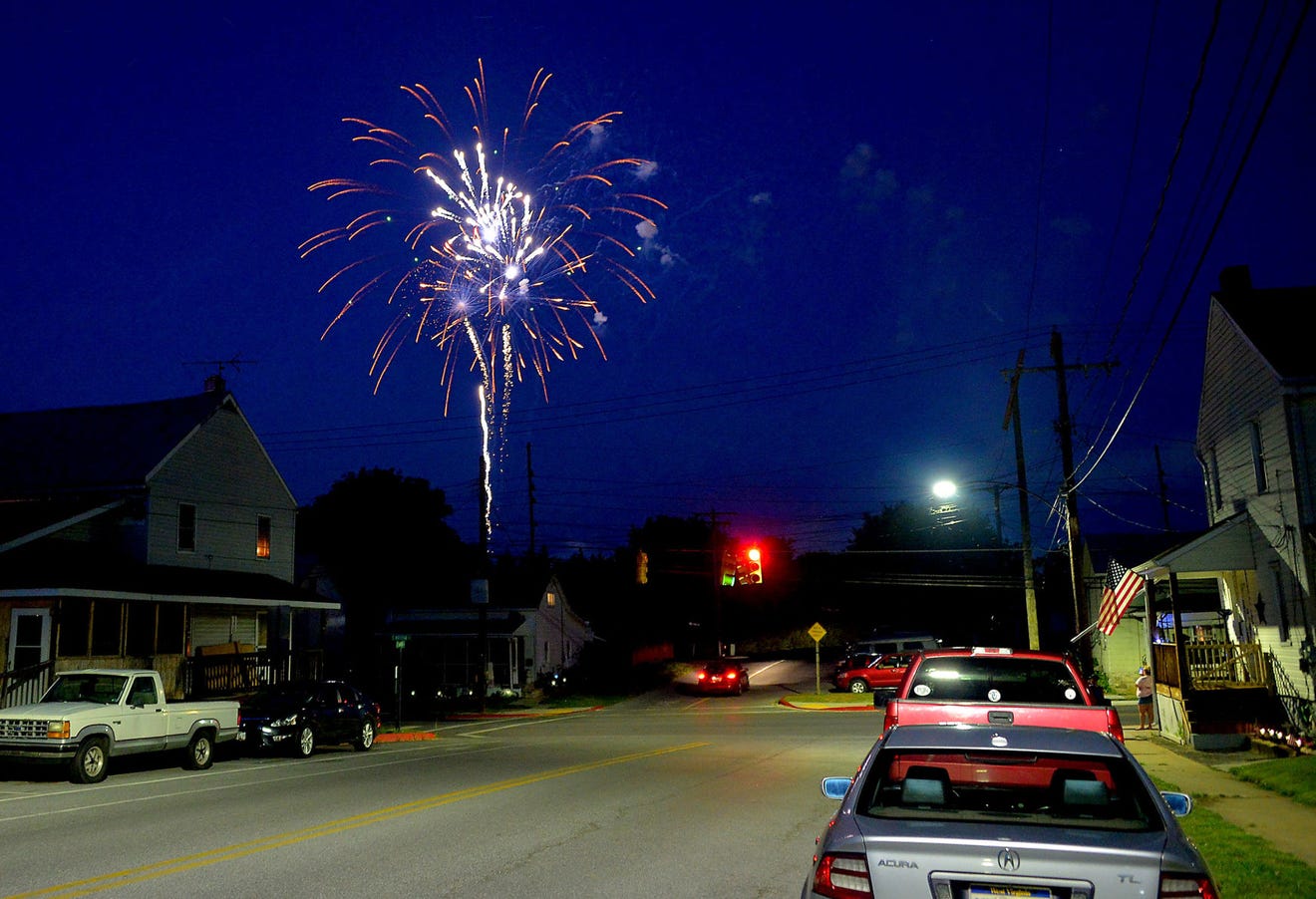 Fireworks kick off Williamsport Fourth of July