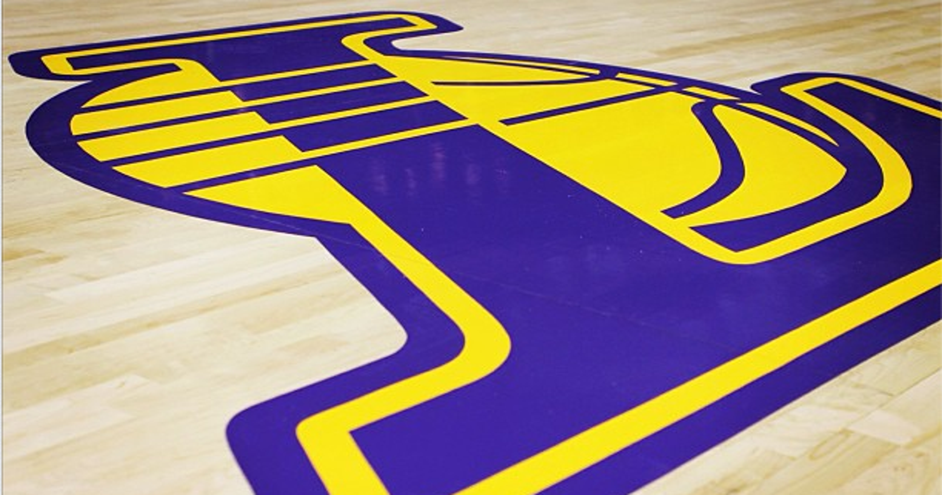 Lakers #39 Staples Center floor celebrates 16 championships