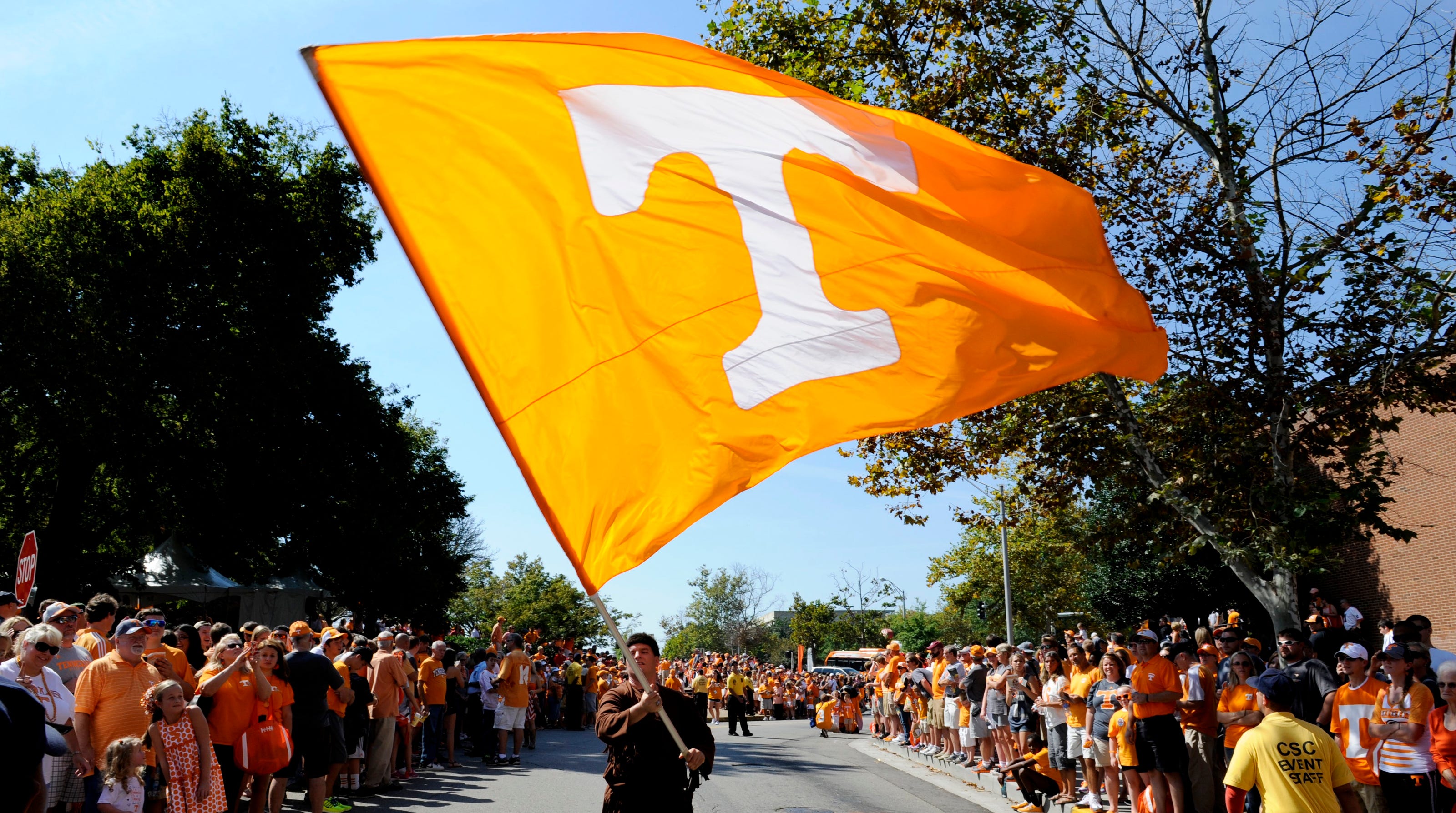 UT Vols fan guide What to know about tickets, parking, Vol Walk, more