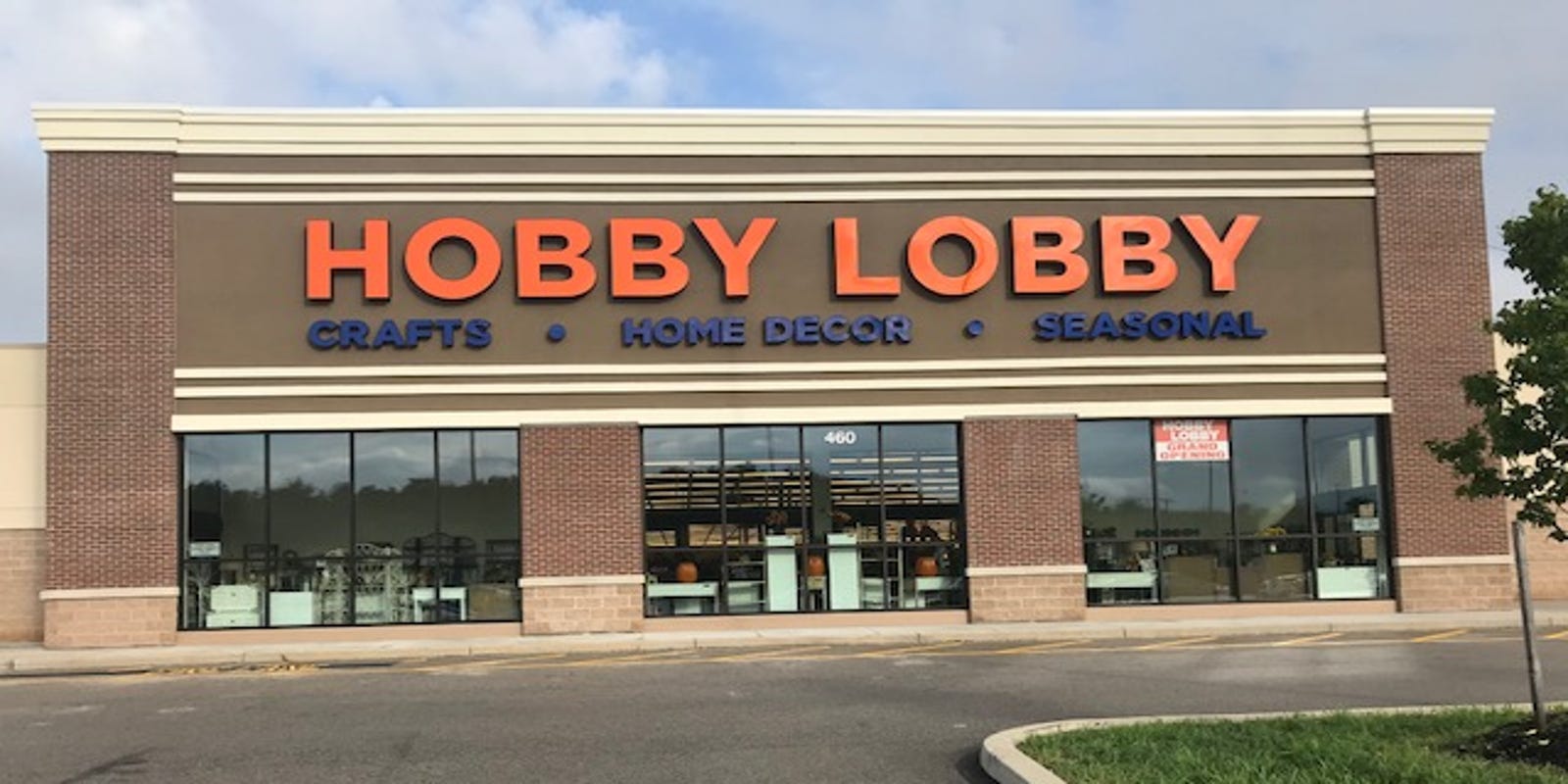 Hobby Lobby opens new store near York at West Manchester Town Center