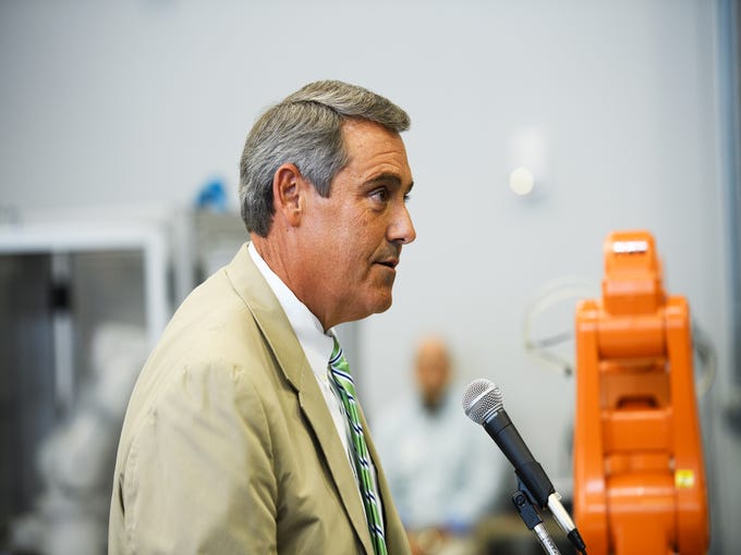 Sen. Ross Turner speaks during an event at Greenville Technical College's Center for Manufacturing Innovation to celebrate a new bill that allows the school to offer a four-year degree in advanced manufacturing technology on Wednesday, Aug. 22, 2018.