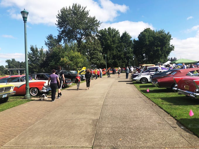 Willamette Valley Street Rods hosts annual car show in Salem, Oregon