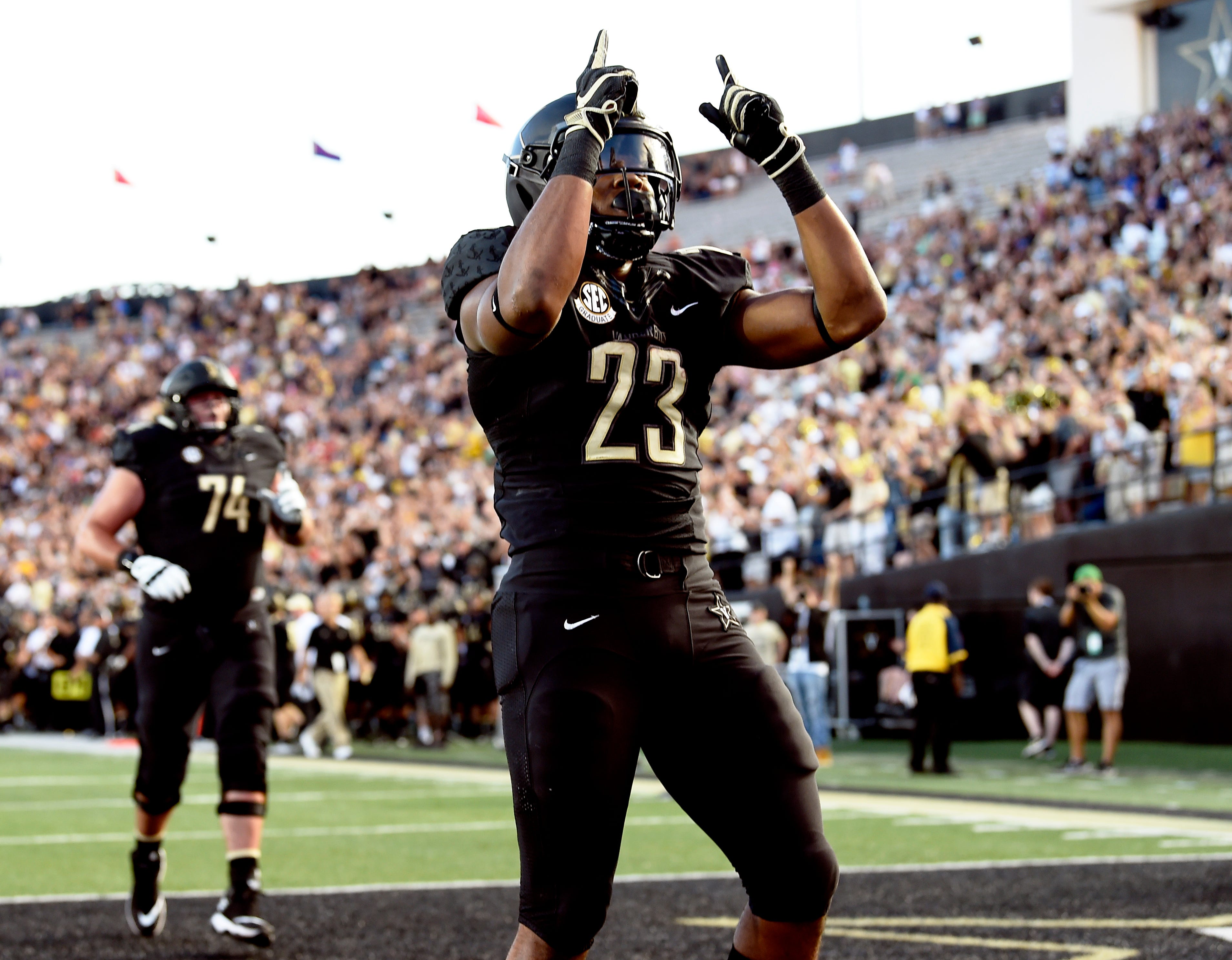 Live Updates: Vanderbilt Football Scores 28 Unanswered Points To ...