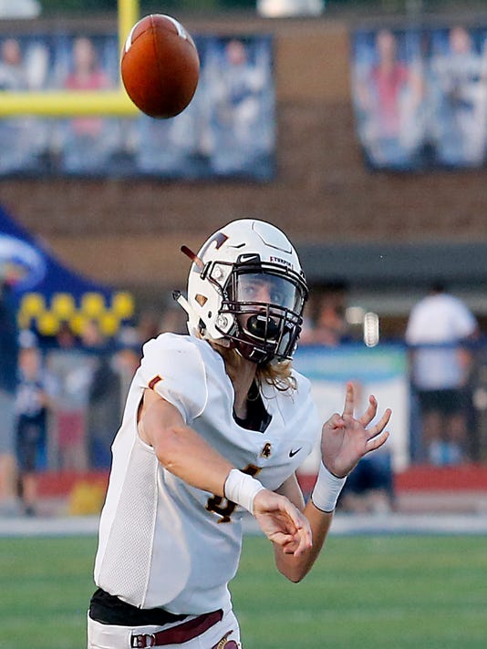 High school football: Turpin beats West Clermont, 19-16