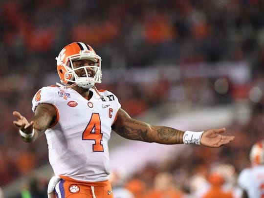 Texans Qb Deshaun Watson Responds To School Chiefs Racial