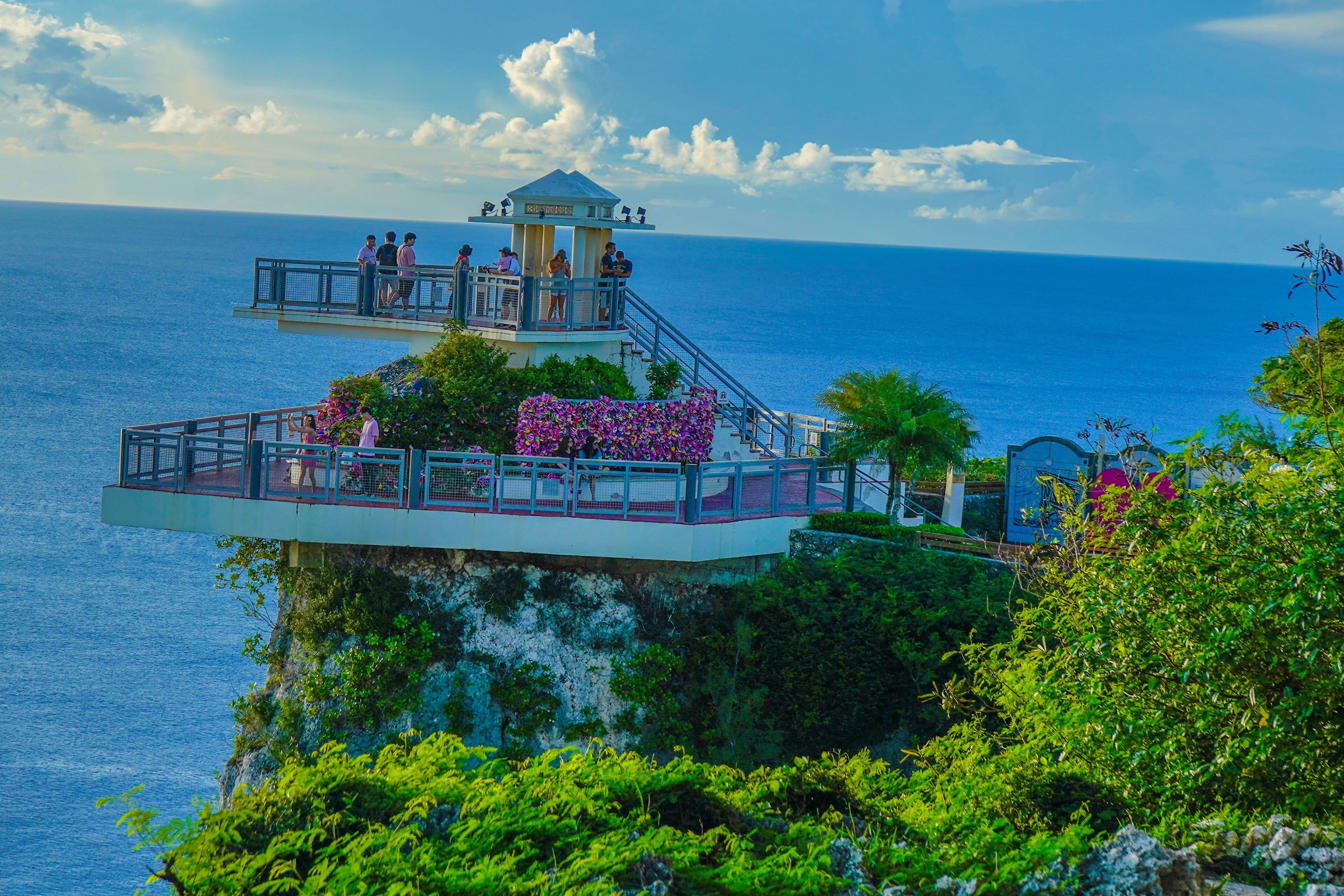 Photo Of The Week Popping Color At Two Lovers Point Lifestyle Guampdn Com