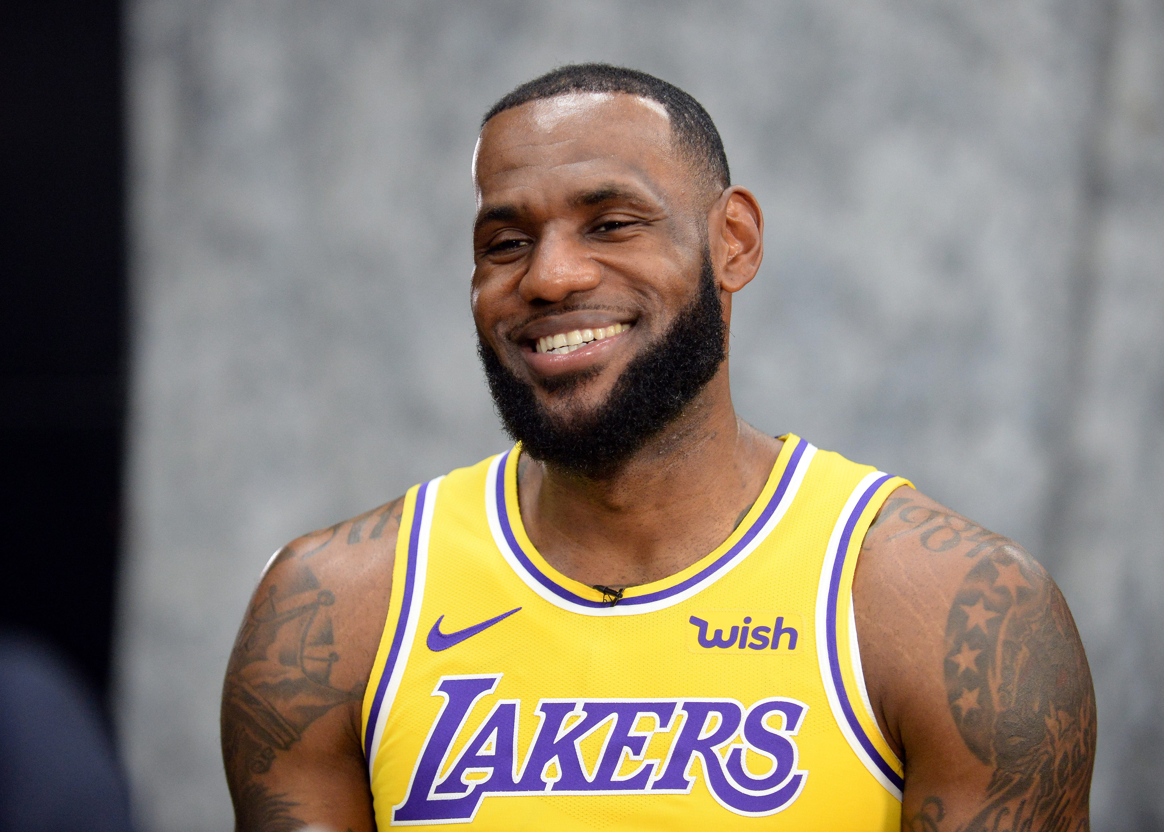 lebron james official lakers jersey
