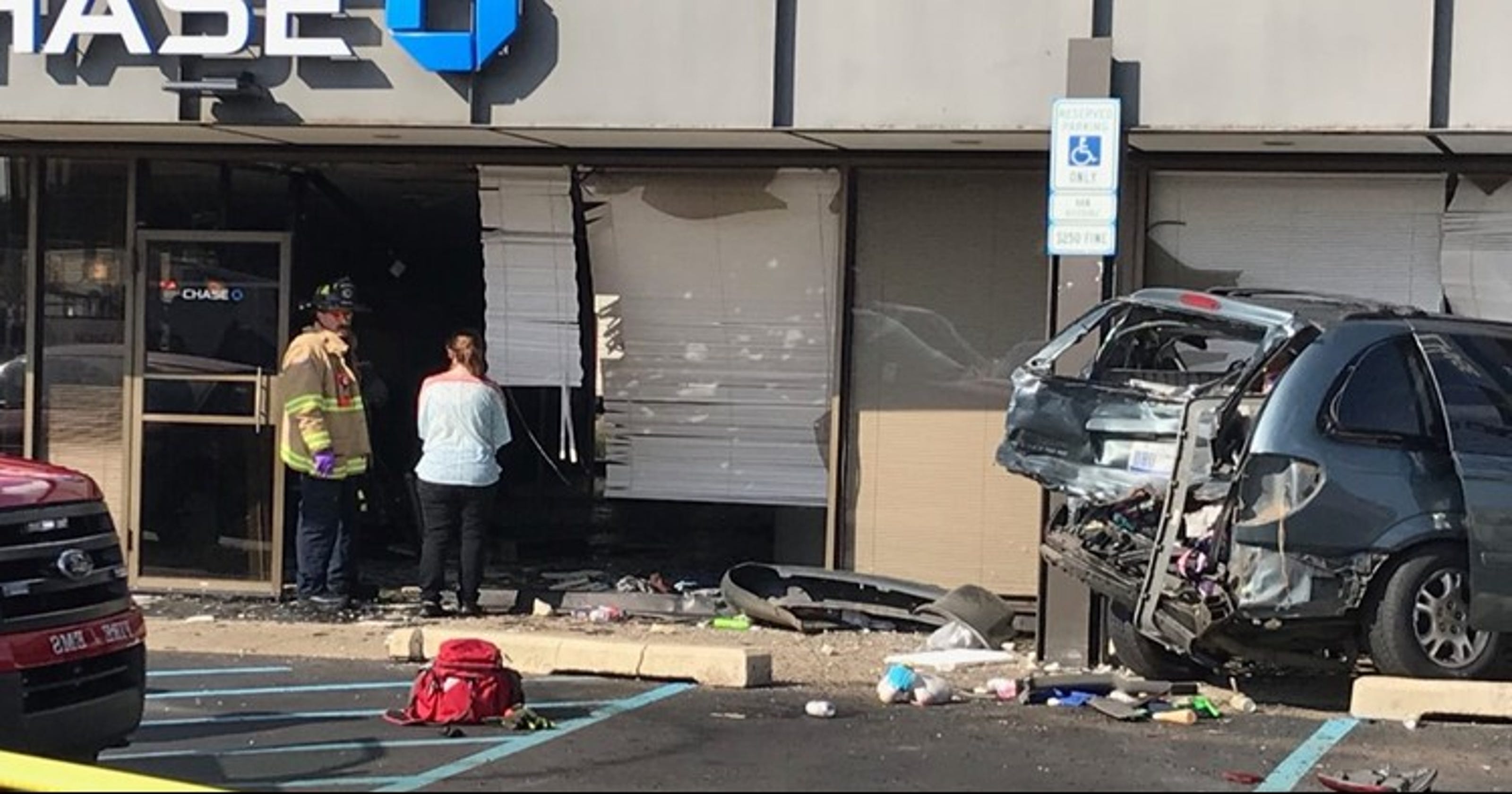 8 injured after 2 cars crash into Chase Bank in Wyoming