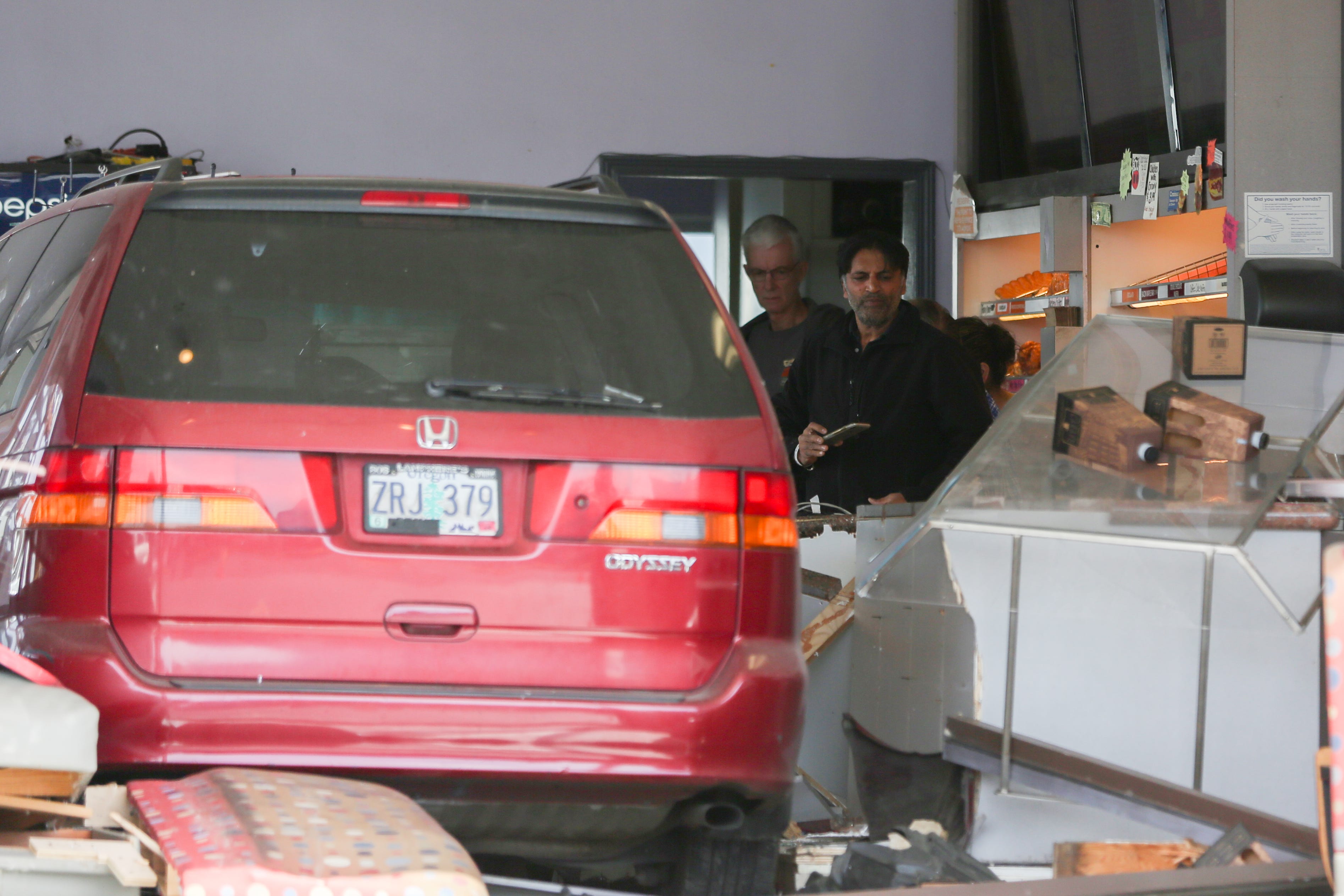 Car Donut Tire For Sale, Vehicle Crashes Into Salem Doughnut Shop One Customer Hurt, Car Donut Tire For Sale