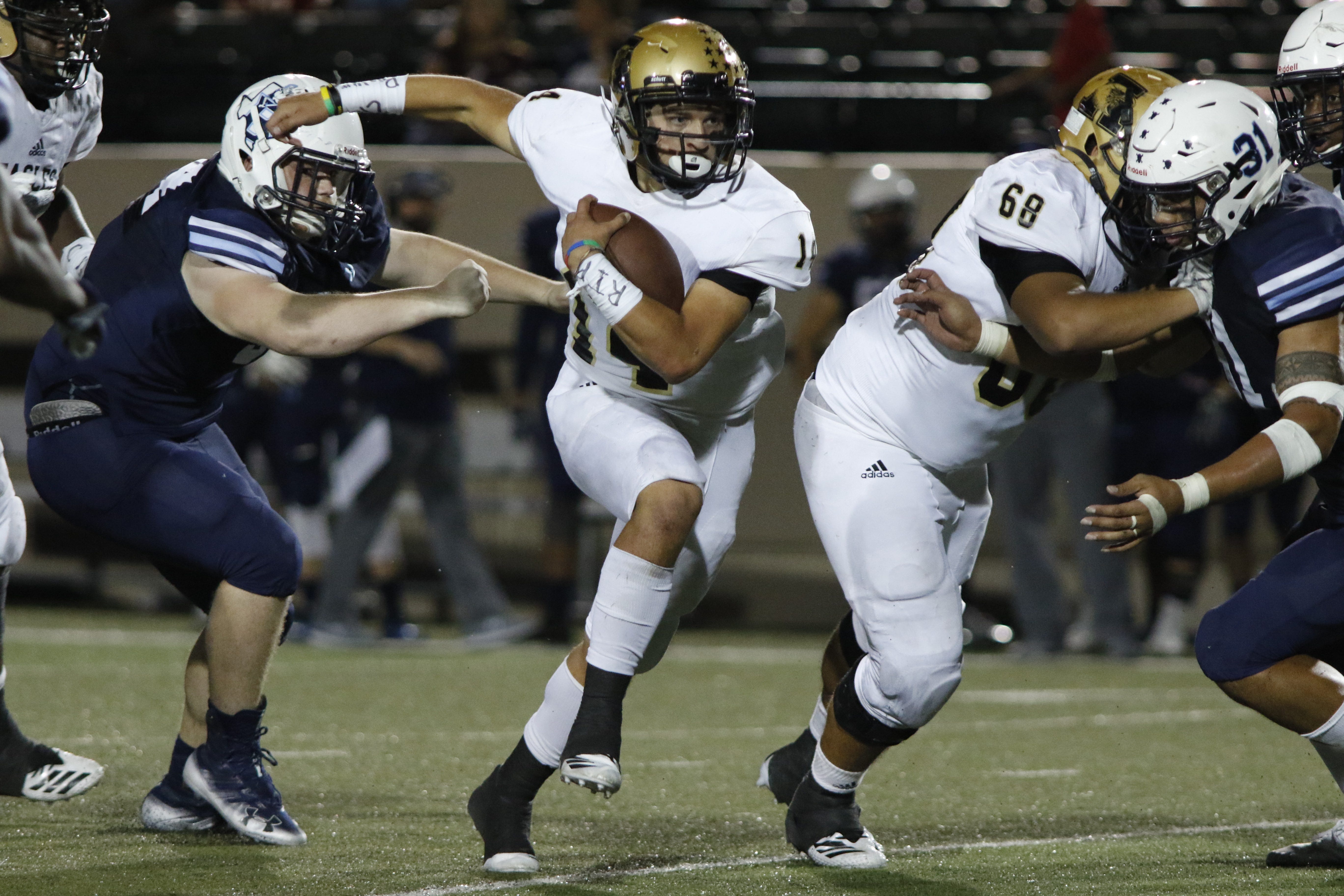 Big plays, strong defense guide Abilene High over L.D. Bell