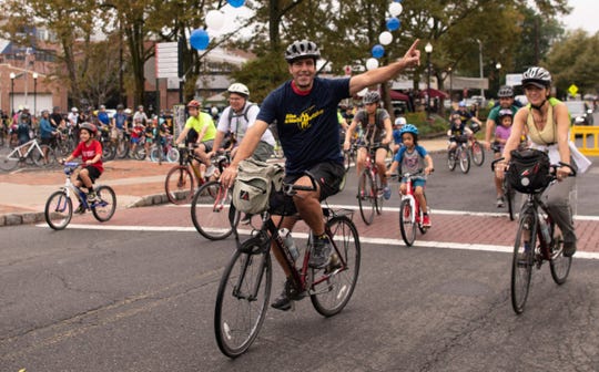 Angelo Gaccione at the starting arch for the 2018 Tour de Montclair. More than 500 riders registered for the annual fun ride, which took place on Oct. 7.