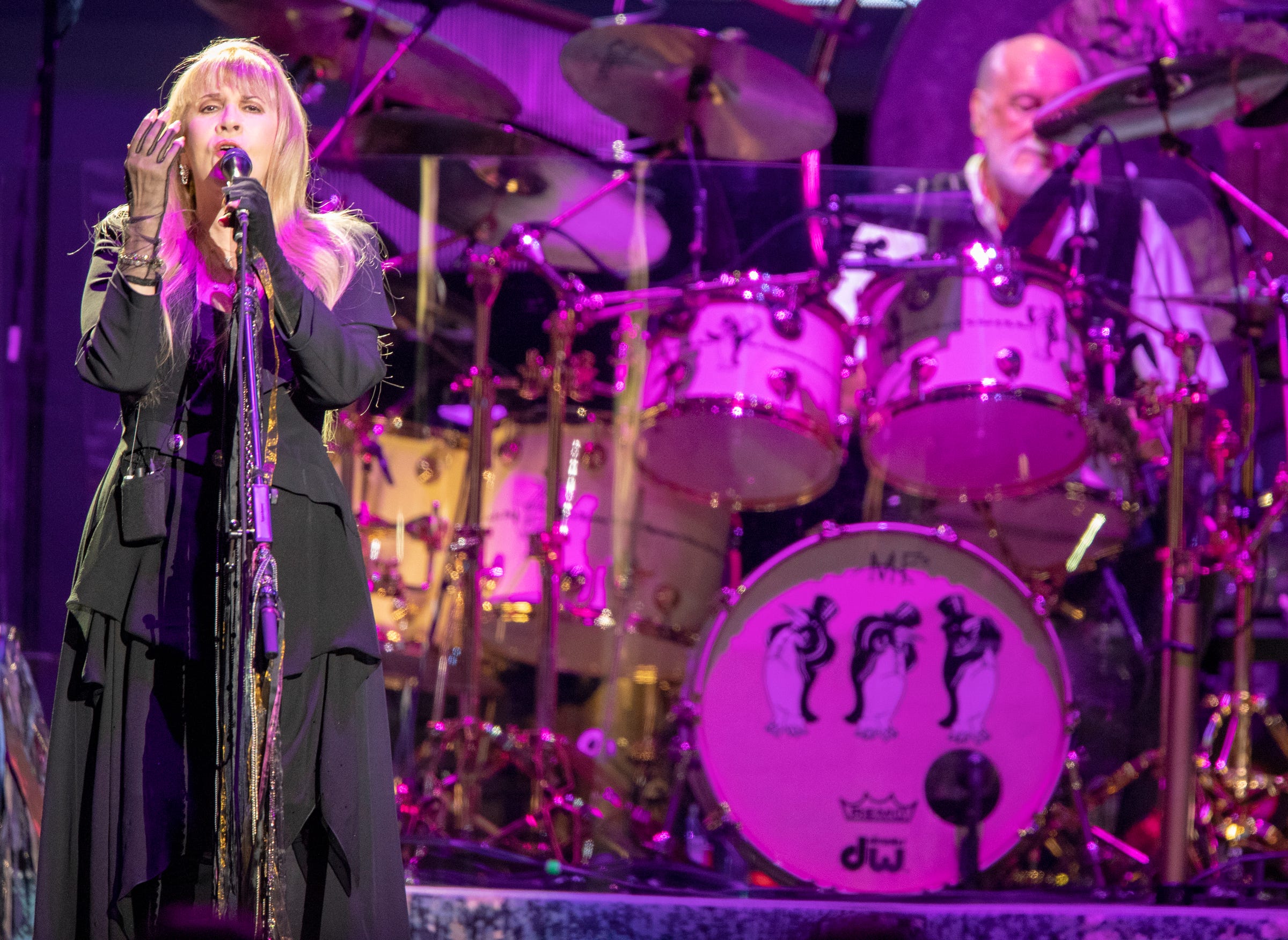 Fleetwood Mac concert postponed