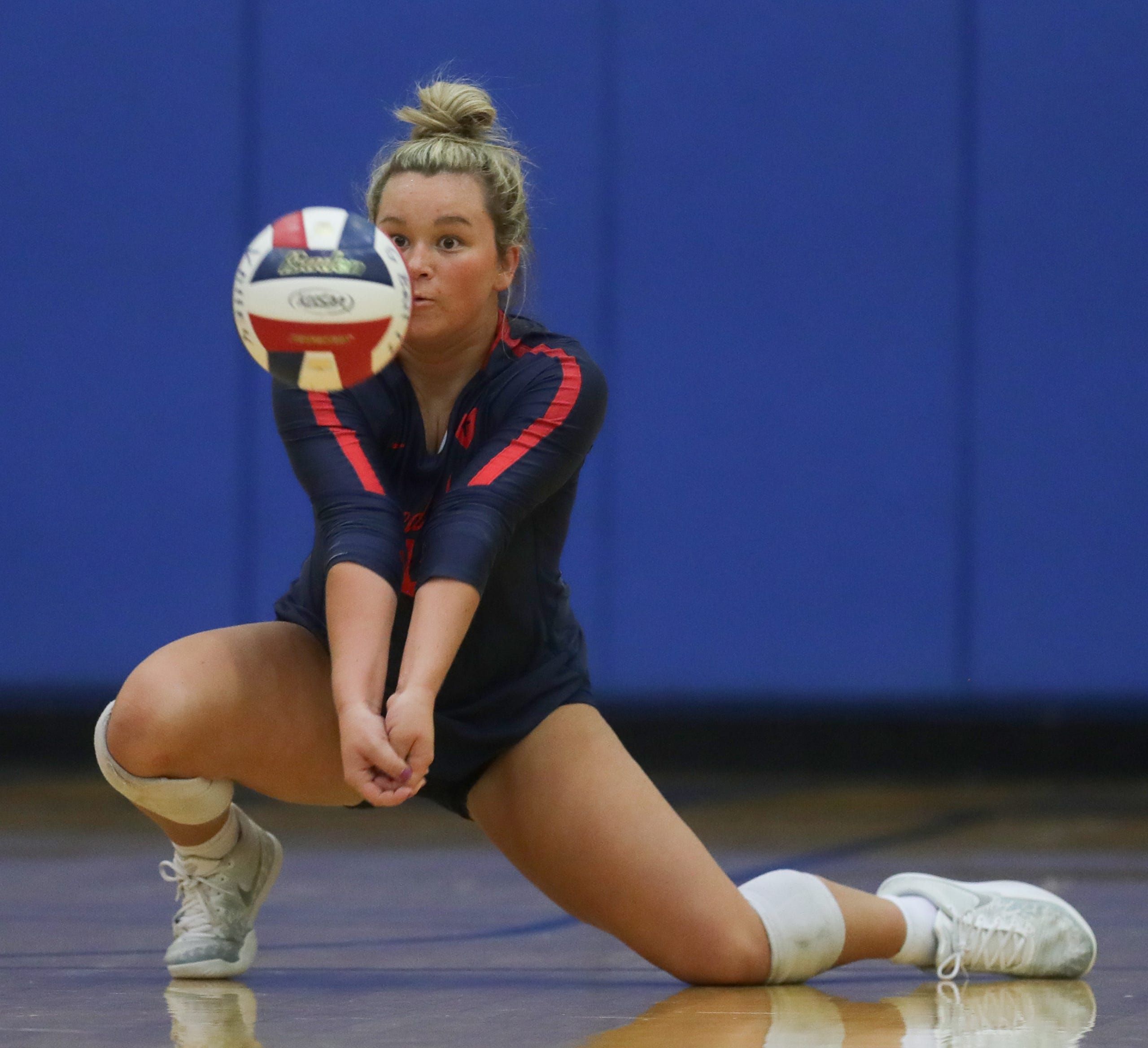 High School Volleyball: Assumption, Manual Defeat Rivals