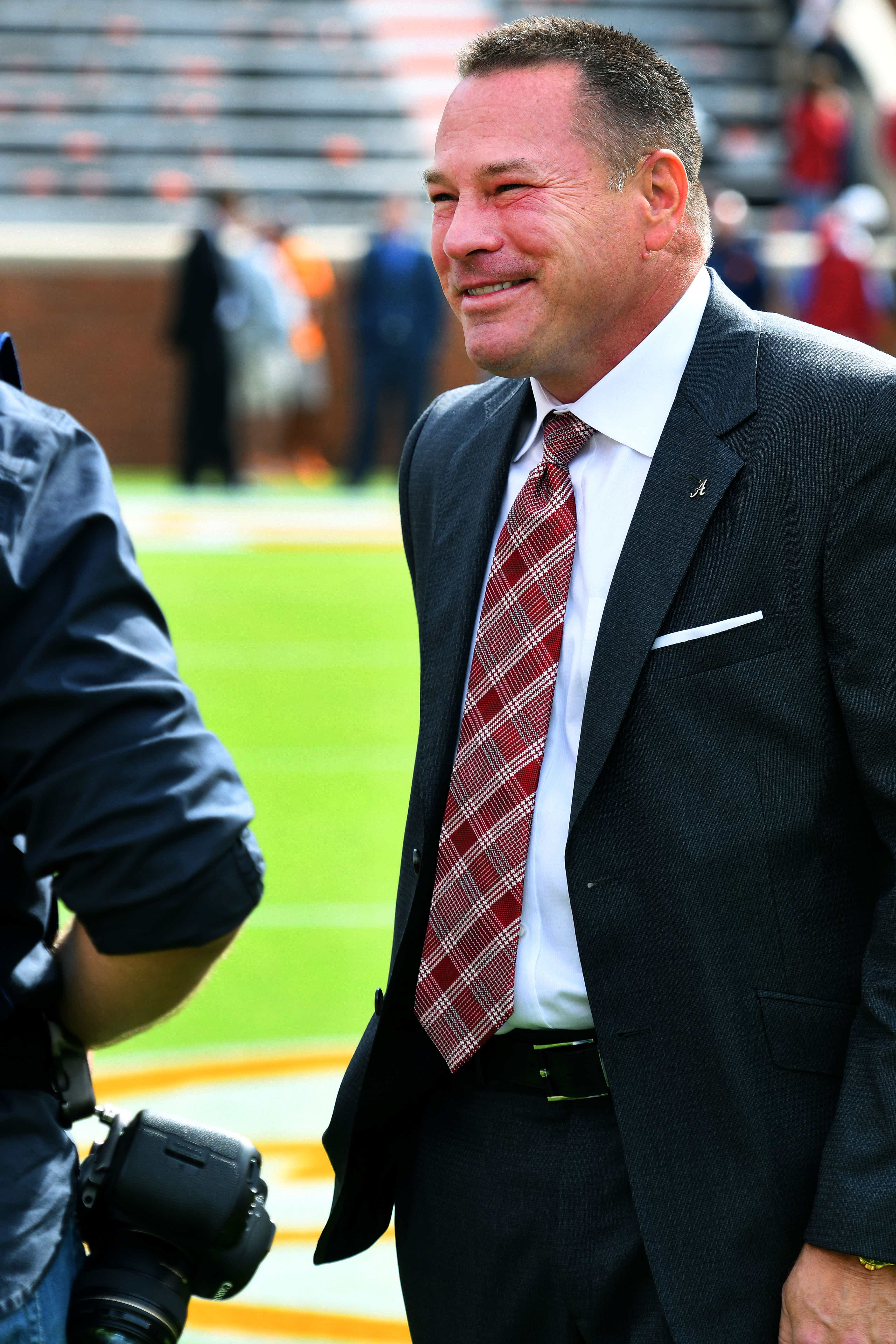 Reports Ex Uc Head Coach Butch Jones Hired By Maryland Football