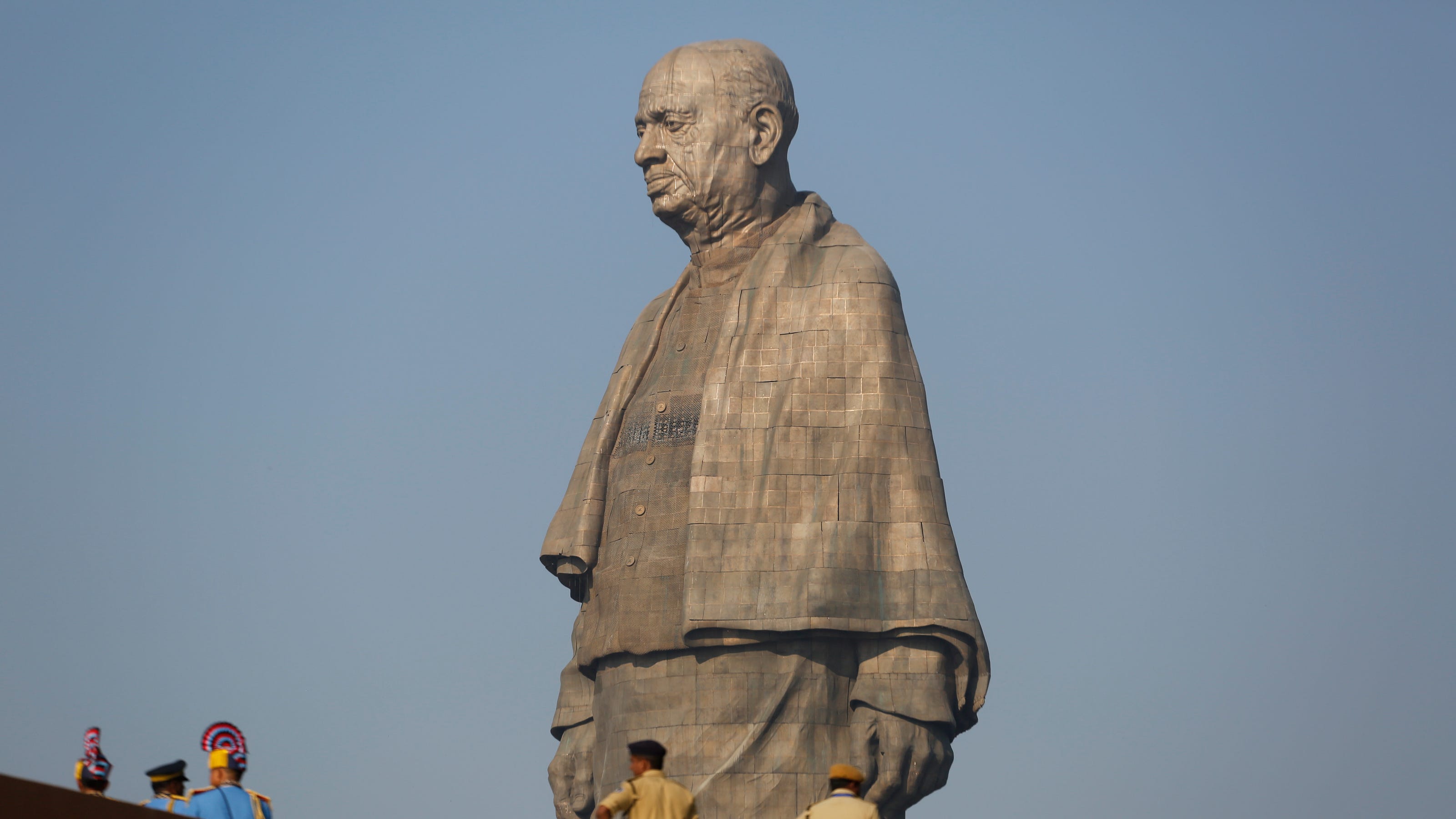 Worlds Tallest Statue India Monument Surpasses Spring Temple Buddha 2540