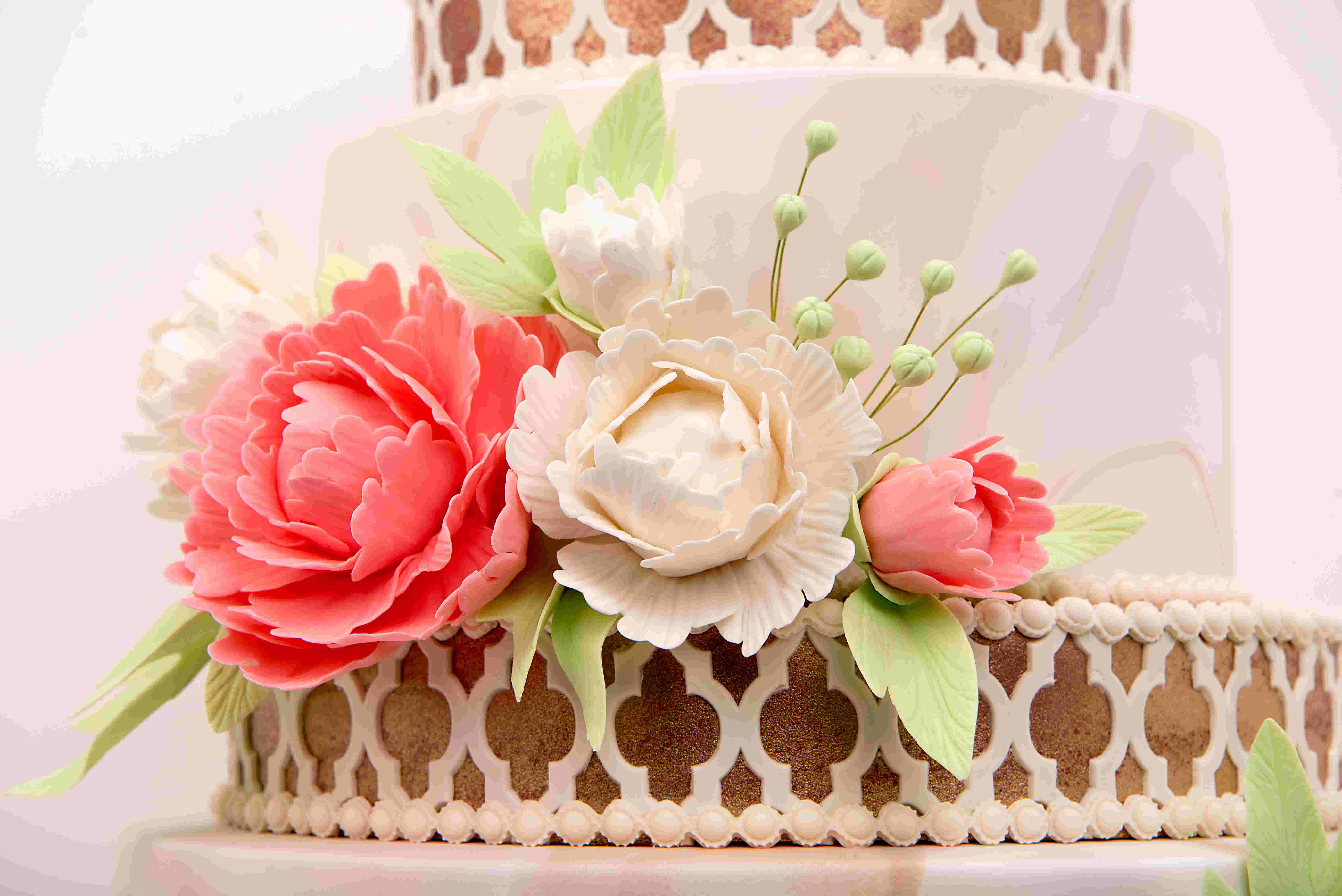 Marbled Wedding Cakes For Added Elegance