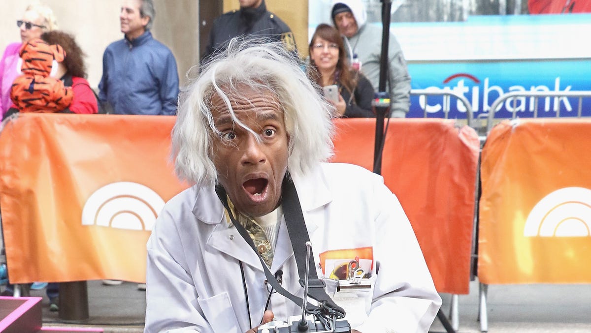 Broadcaster Al Roker dressed up as "Back to the Future" character Doc Brown during the NBC "Today" Halloween 2018 at Rockefeller Plaza.