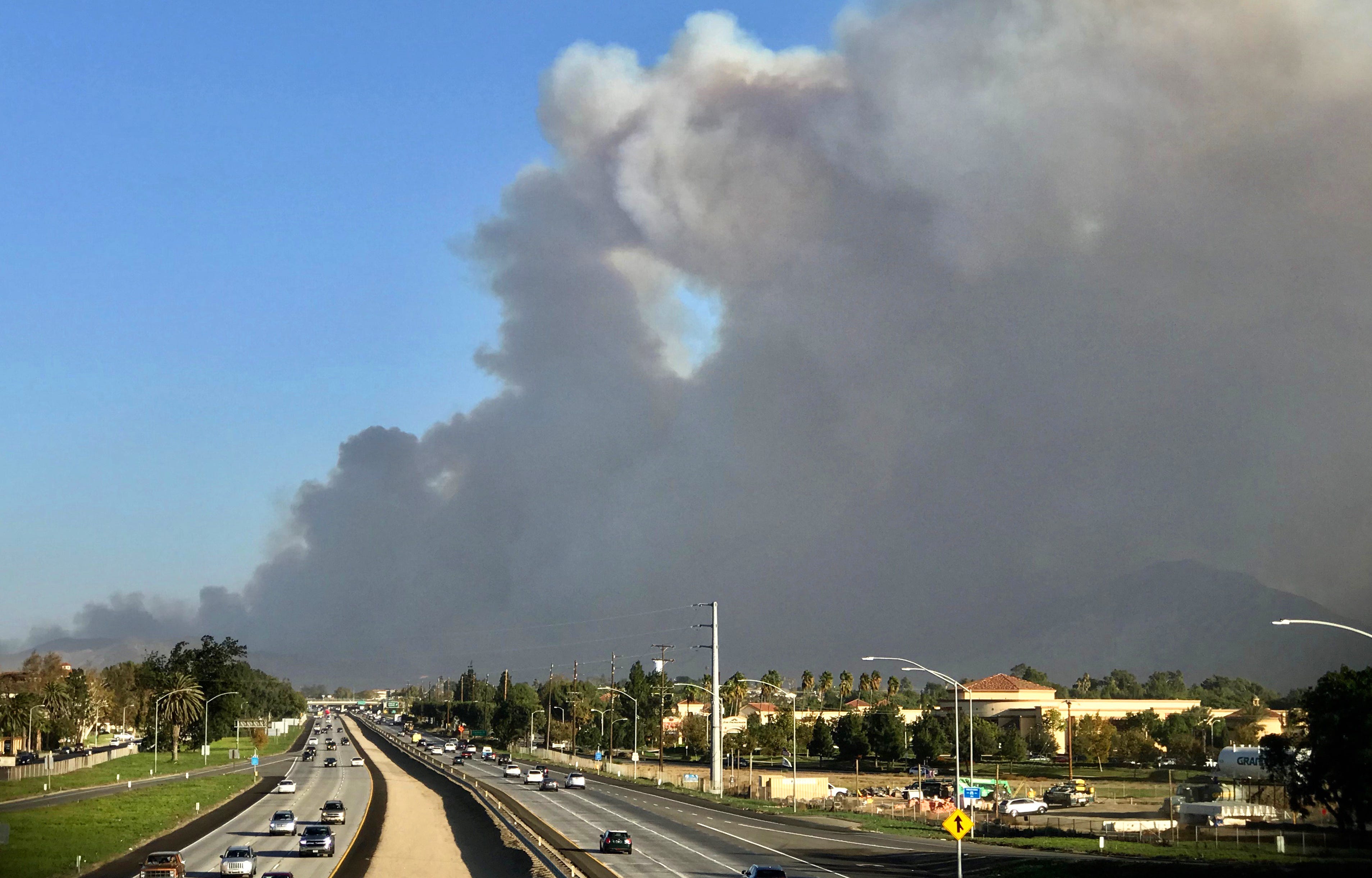 Hill Fire: Evacuations Ordered Camarillo Springs, CSU Channel Islands