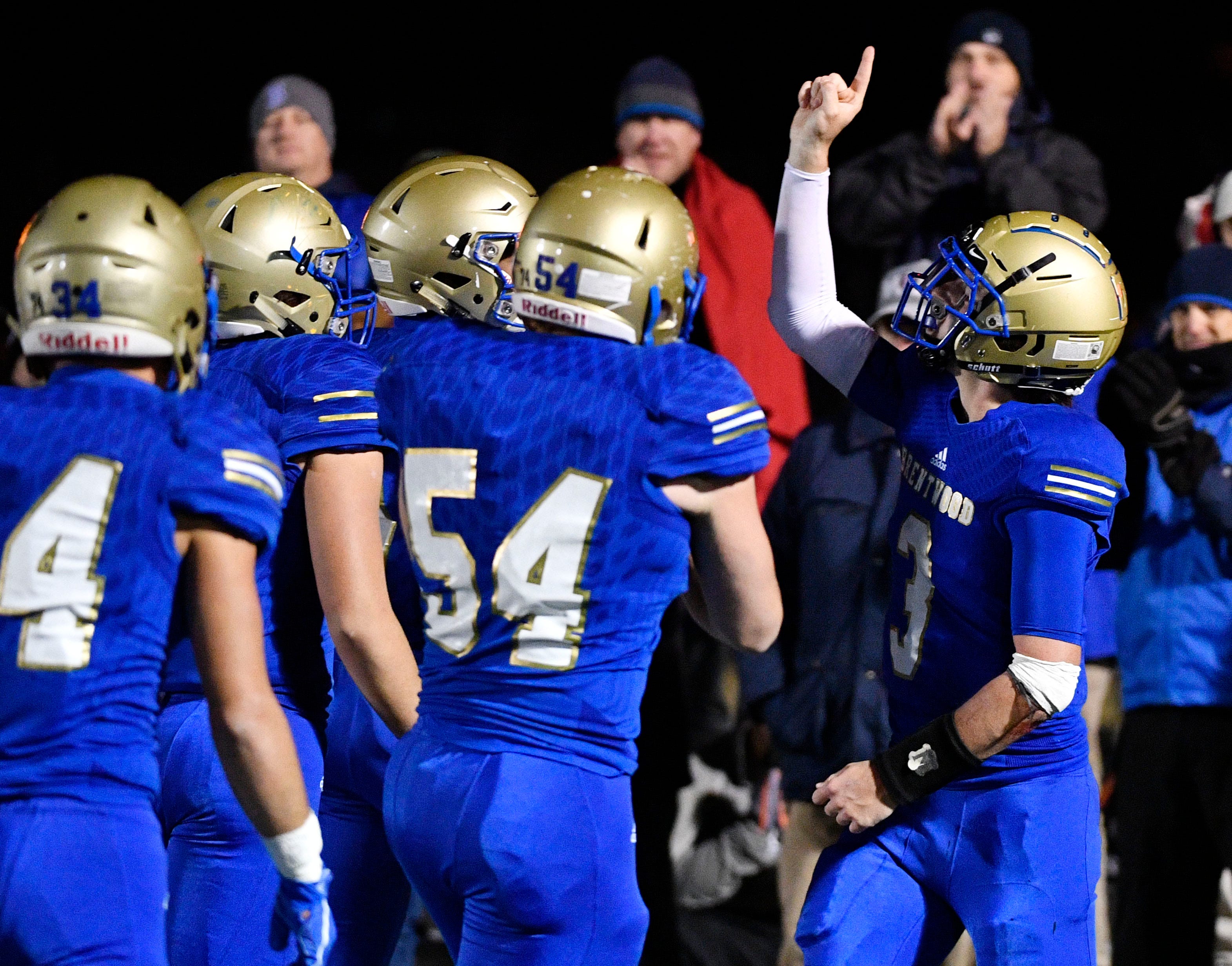 Brentwood football gets late turnover, beats Independence in 2 OT